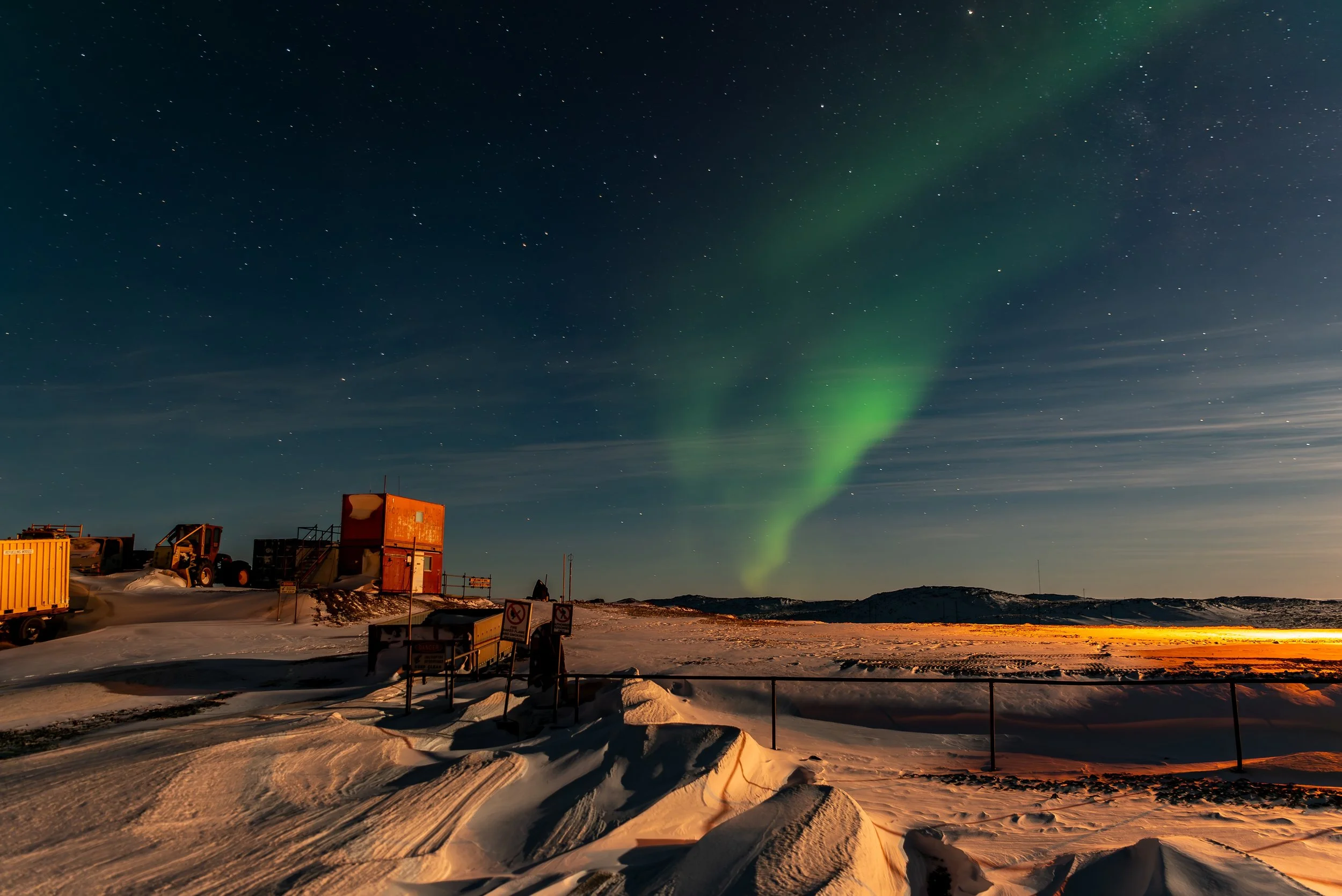 AA 072 - Davis Aurora 13th of June 2017 10:08 pm - Nikon D750, 24mm, f/2.8, ISO 110, exp 20 sec