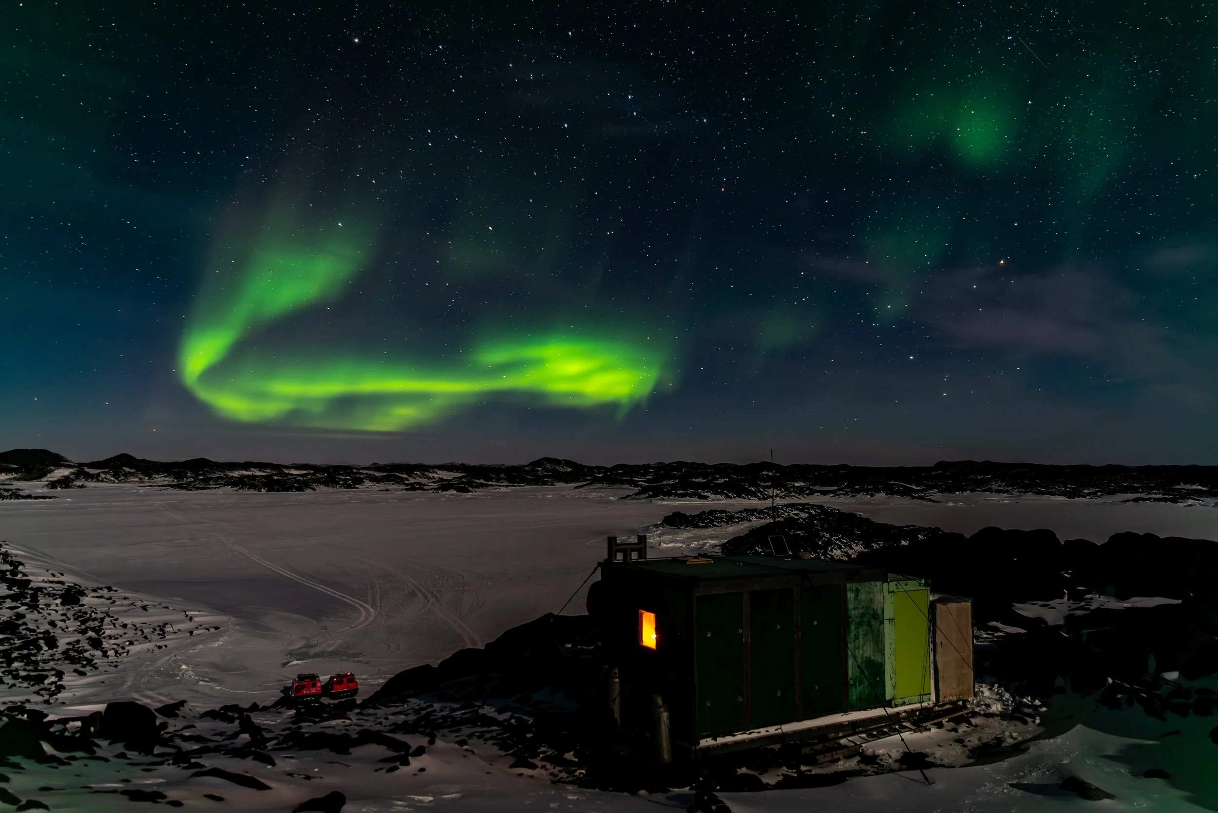 AA 092 - Davis Aurora 18th of June 2017 9:03 am, at Bandits Hut - Nikon D750, 24mm, f/2.8, ISO 100,  exp 15 sec