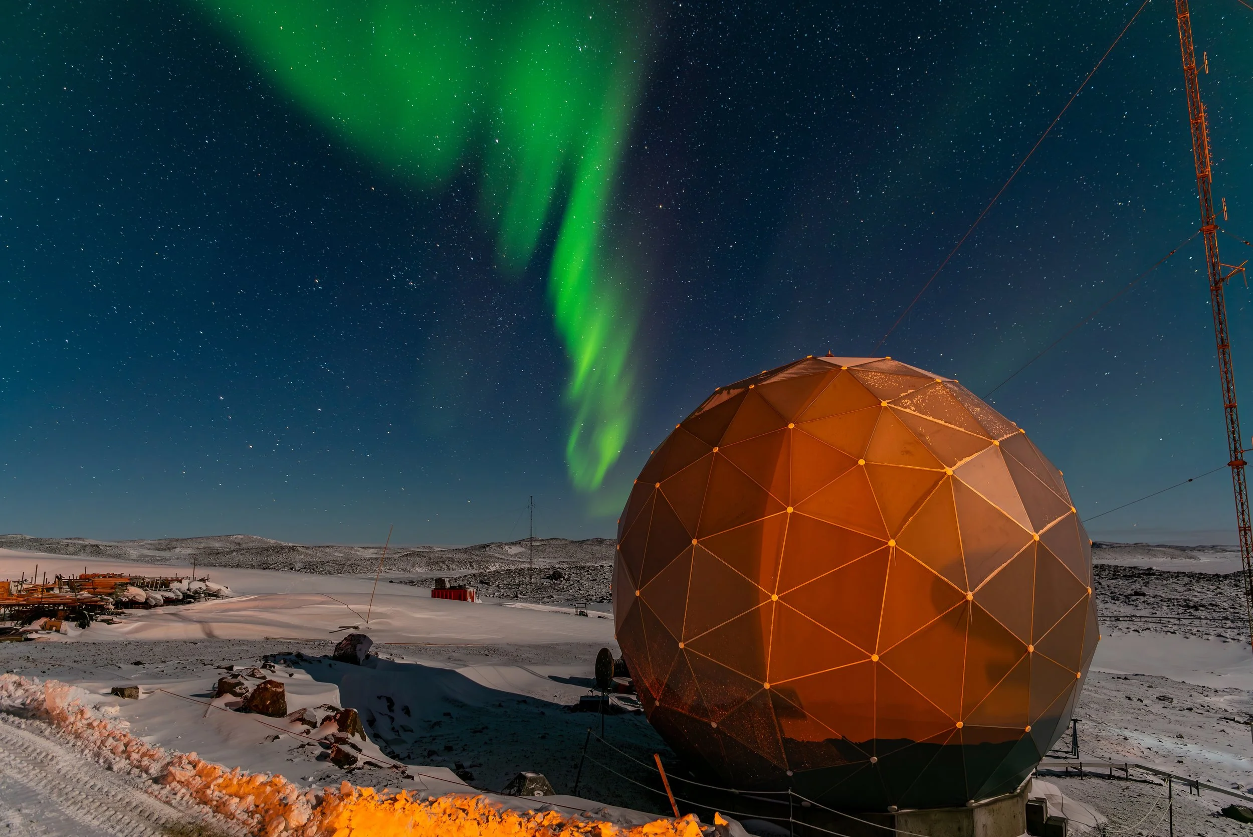 AA 103 - Davis Aurora 29th of August 2017 11:53 pm, with landscape lit up by moonlight - Nikon D750, 26mm, f/2.8, ISO 100,  exp 20 sec