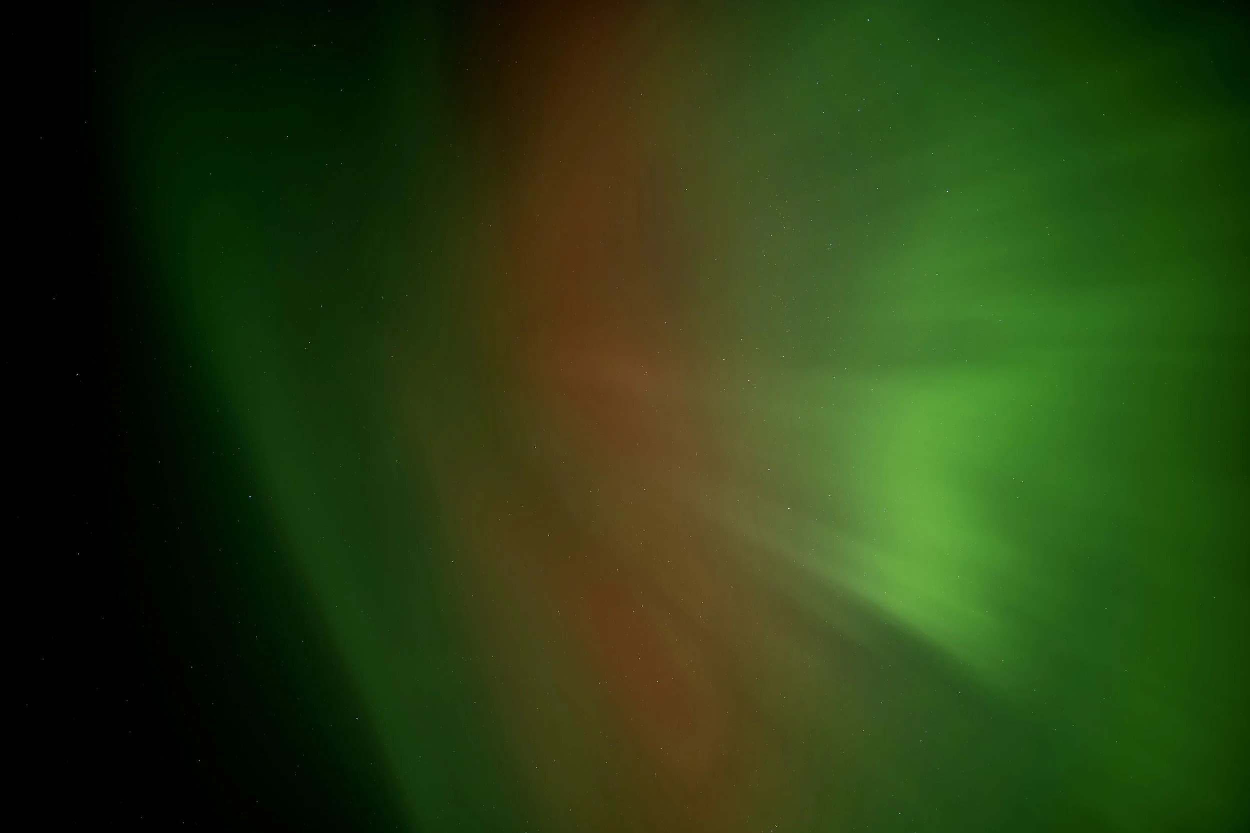 G5 Storm 068 - May 11th 2024 10:01:09 pm Nikon Z7ii, LAOWA FFii 15mm f/2.0 lens, ISO 250 exp 13 sec