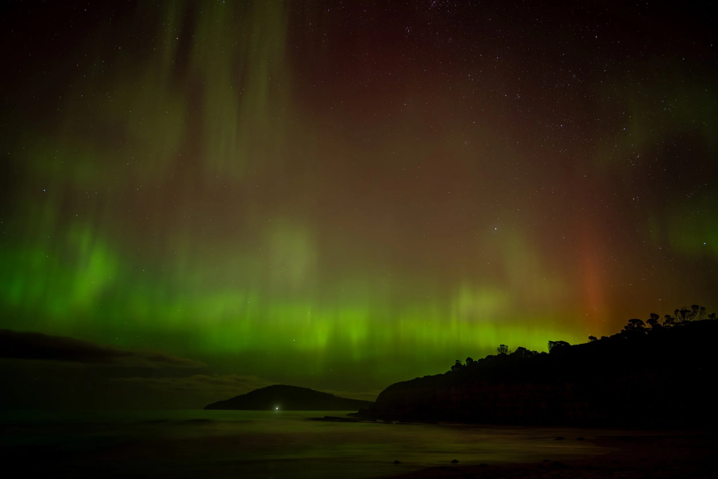 G5 Storm 096 - May 11th 2024 10:51:59 pm Nikon Z7ii, LAOWA FFii 15mm f/2.0 lens, ISO 320 exp 10 sec