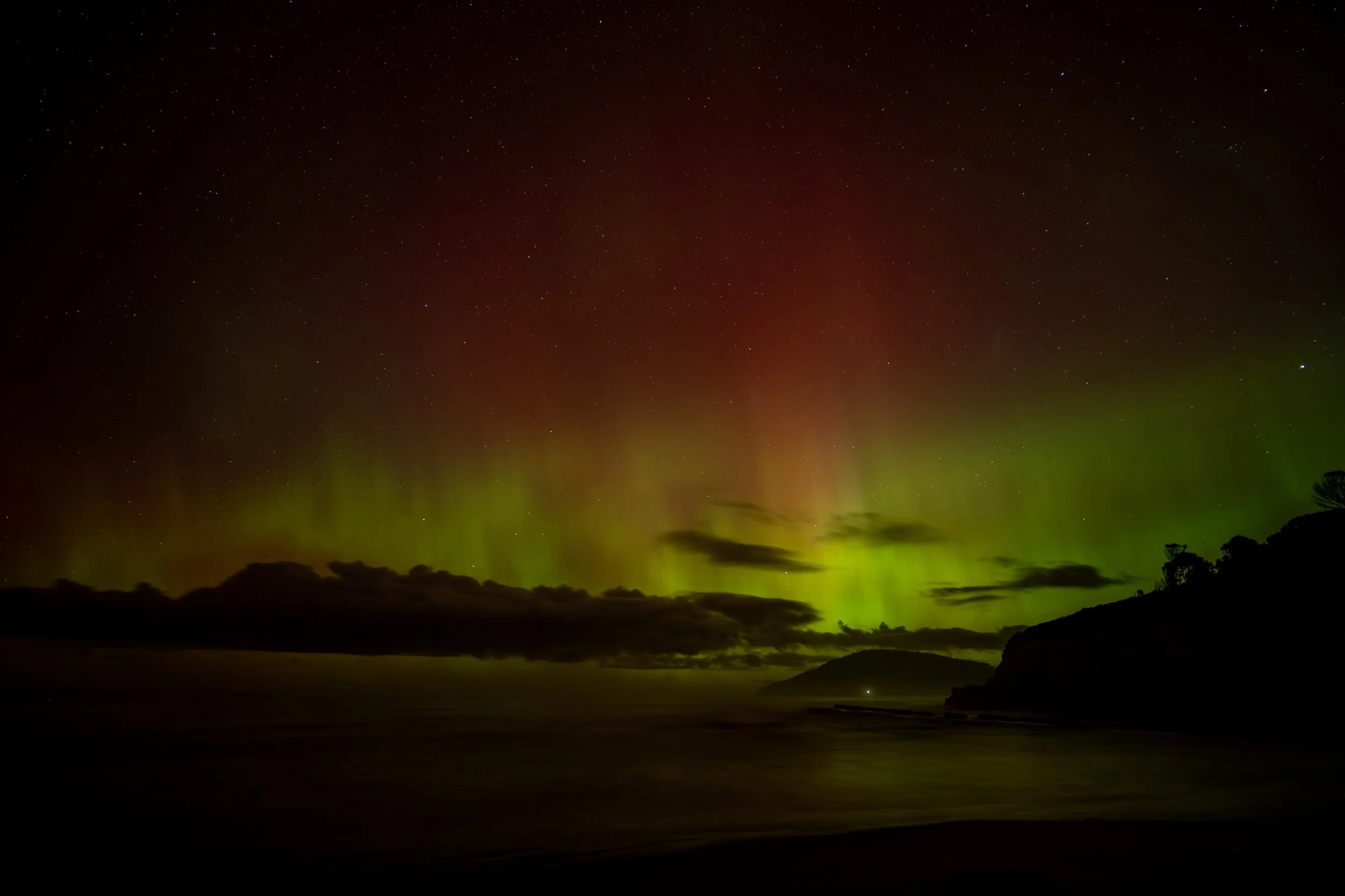 G5 Storm 119 - May 11th 2024 11:58:25 pm Nikon Z7ii, LAOWA FFii 15mm f/2.0 lens, ISO 250 exp 10 sec