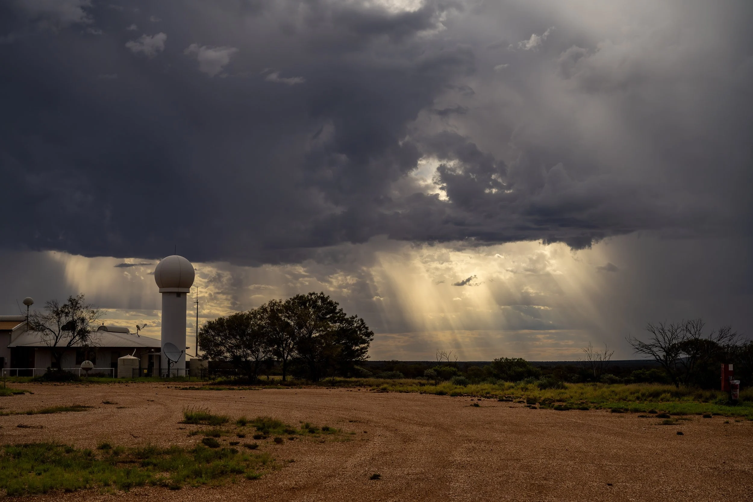 G031- 6th of December 2024 16:54 - Late afternoon storms to the west