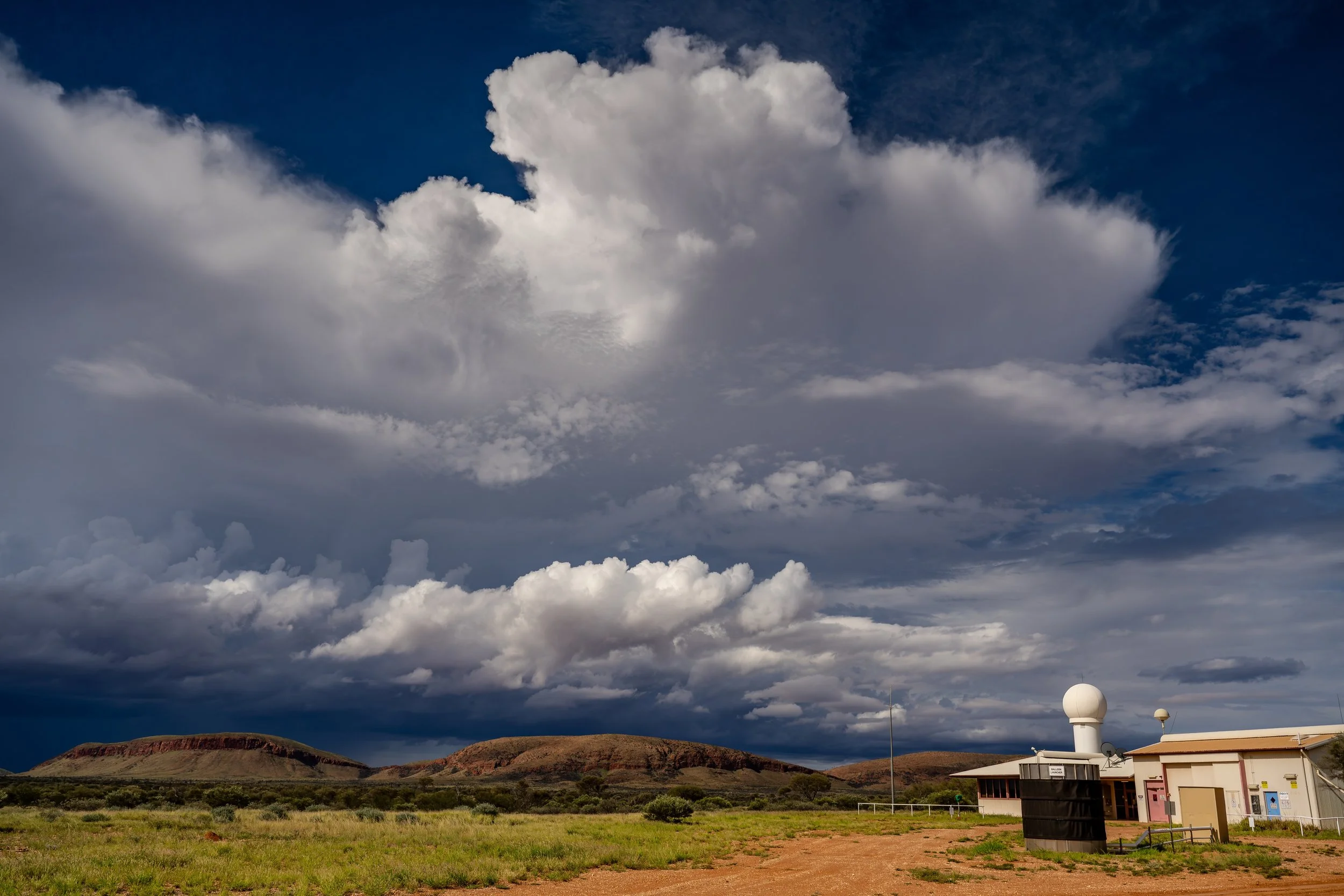 G051- 10th of December 2024 16:00 - Cumulonimbus north of Purli Yurliya (Rawlinson Ranges).