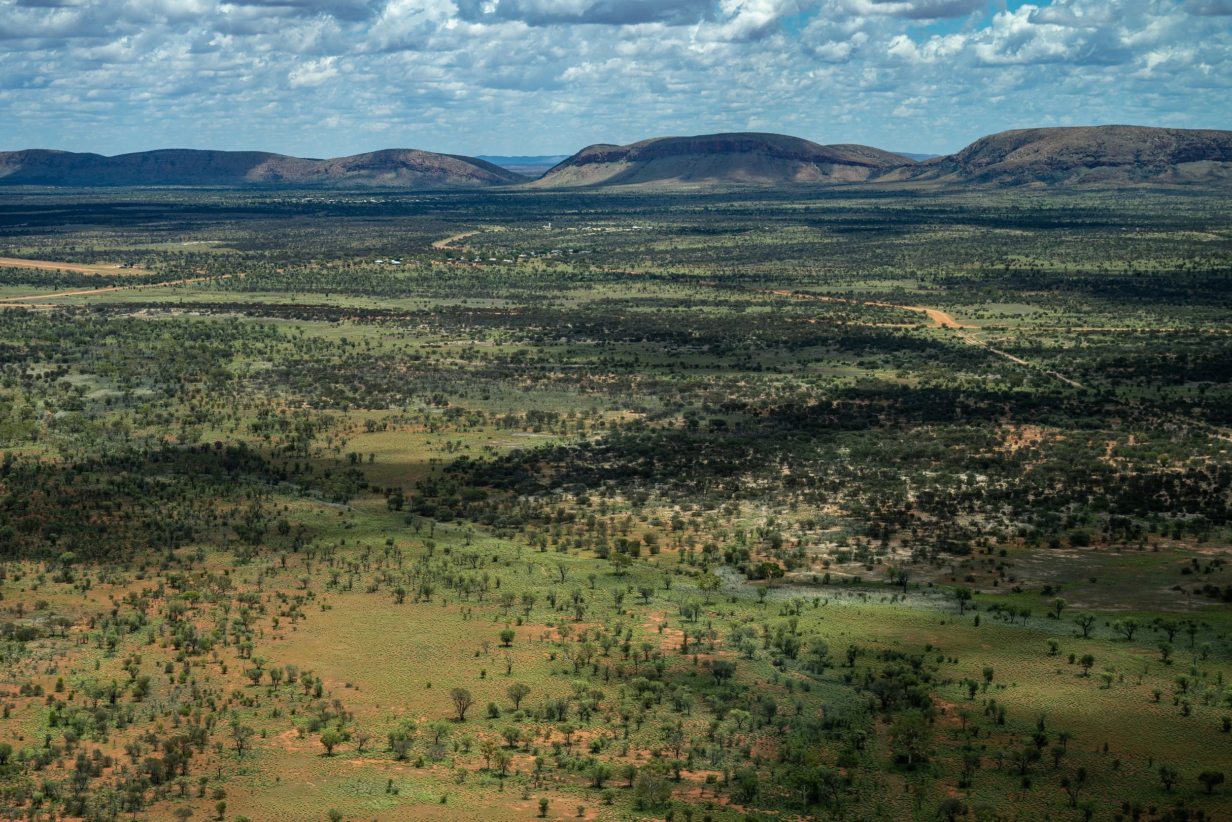G079 - 25th of November 2024 13:24 - Flight from Alice springs to Giles - Circling the Giles airstrip