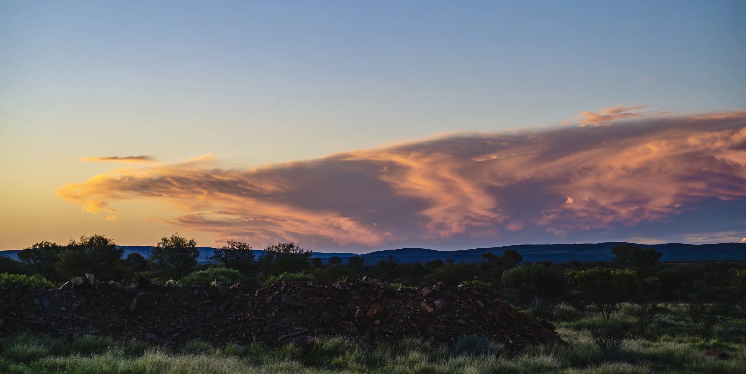 G081 - 26th of November 2024 19:04 - Stunning sunset