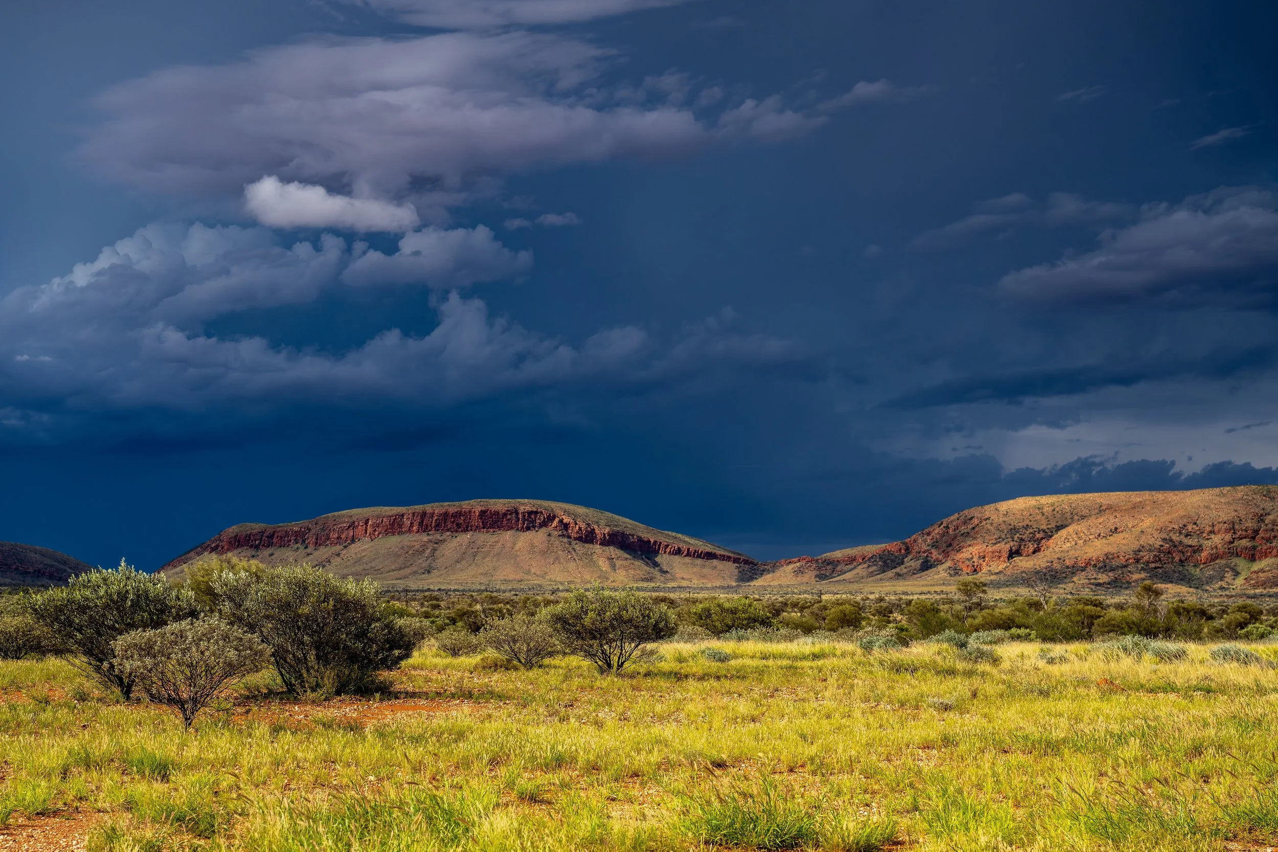 G090- 10th of December 2024 16:27 - Cumulonimbus north of Purli Yurliya (Rawlinson Ranges).