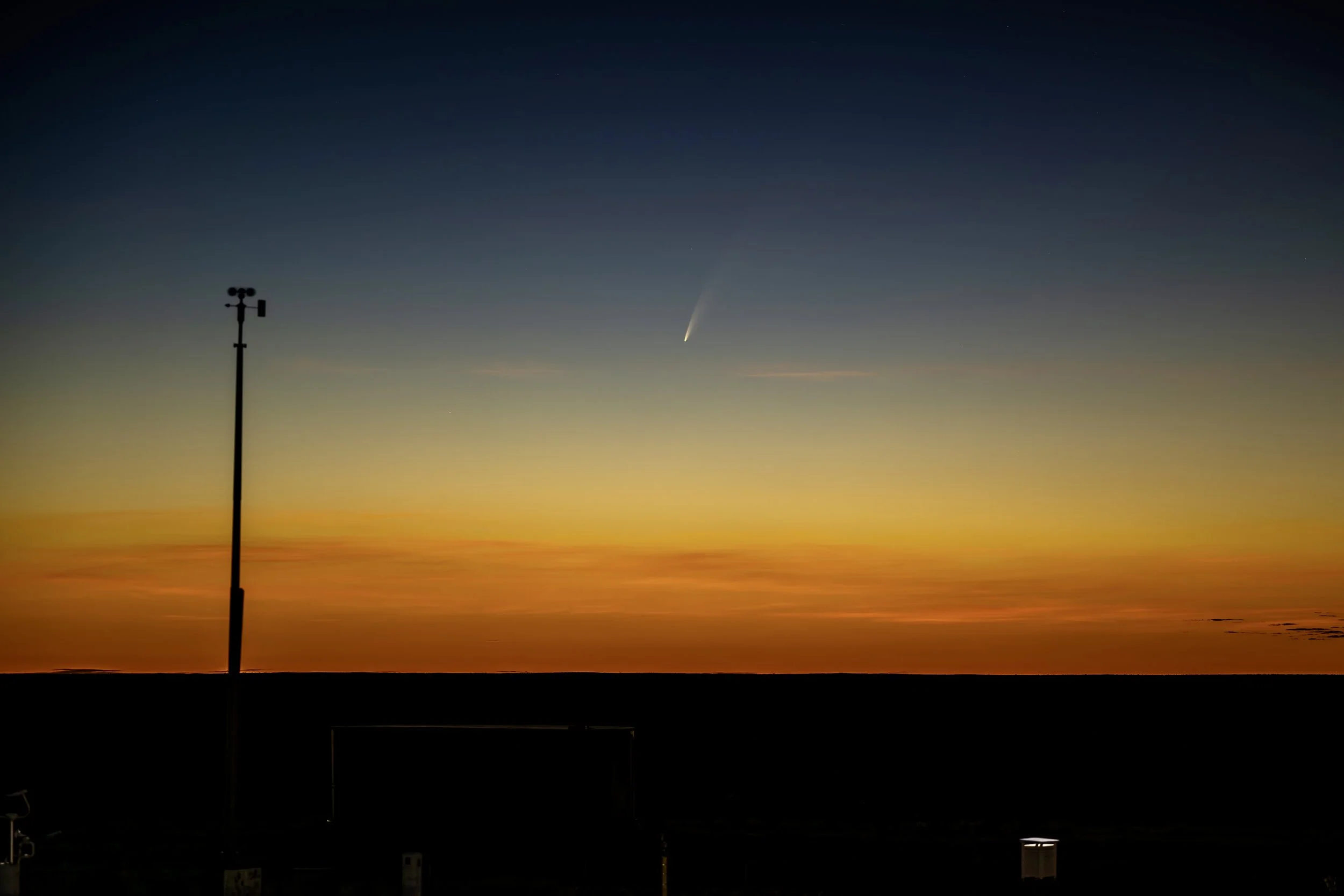 G109 -18th of January  2025 19:04 - Sunset glow over the AWS anemometer  with C/2024 G3(ATLAS) comet 