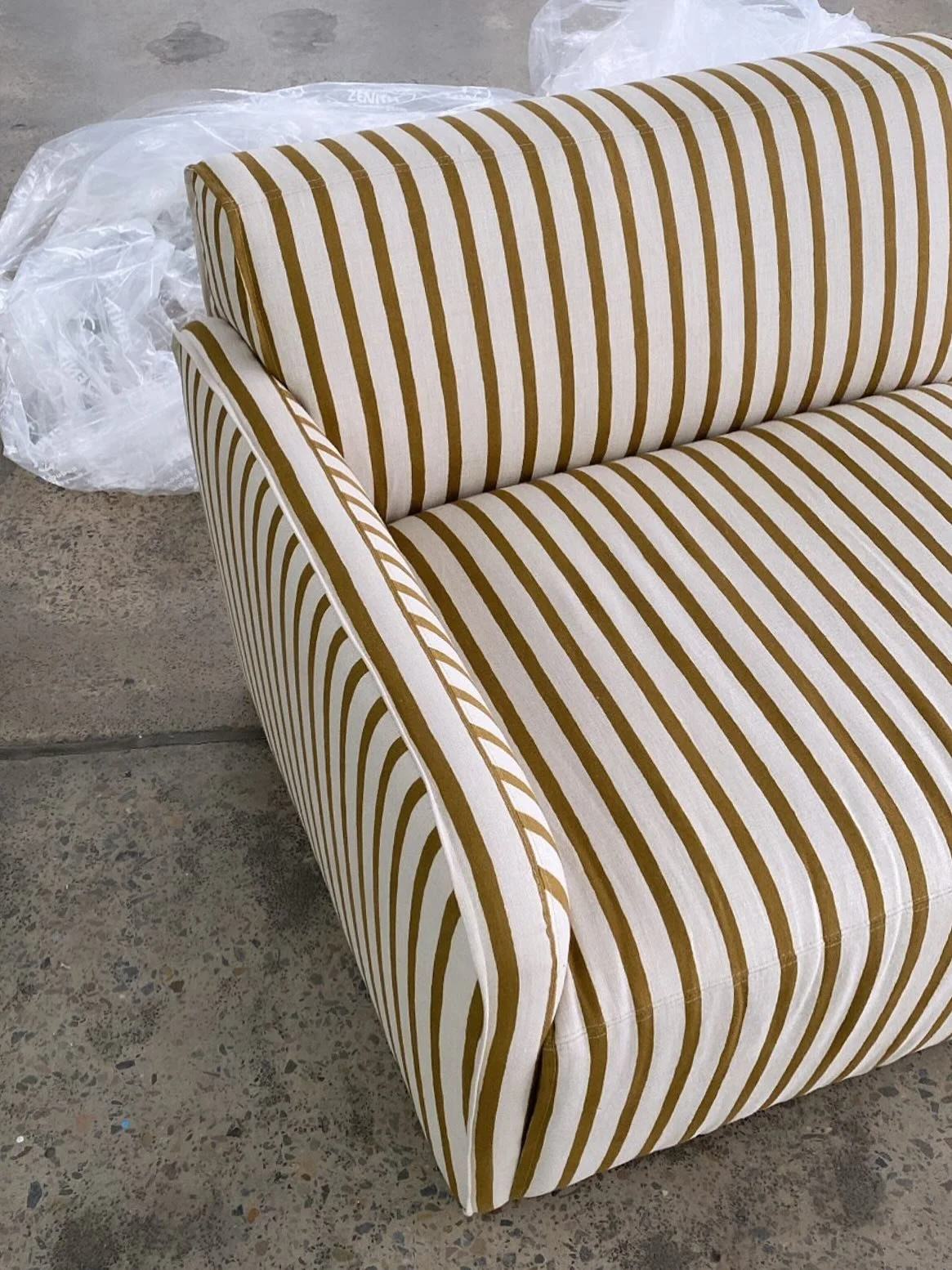 Flashback to the first time we set eyes on this beauty by @zenithinteriors_ in our Capital Lines Ochre printed on Heavy natural Belgian linen. Thanks @matves it&rsquo;s a forever fave of ours! ✨