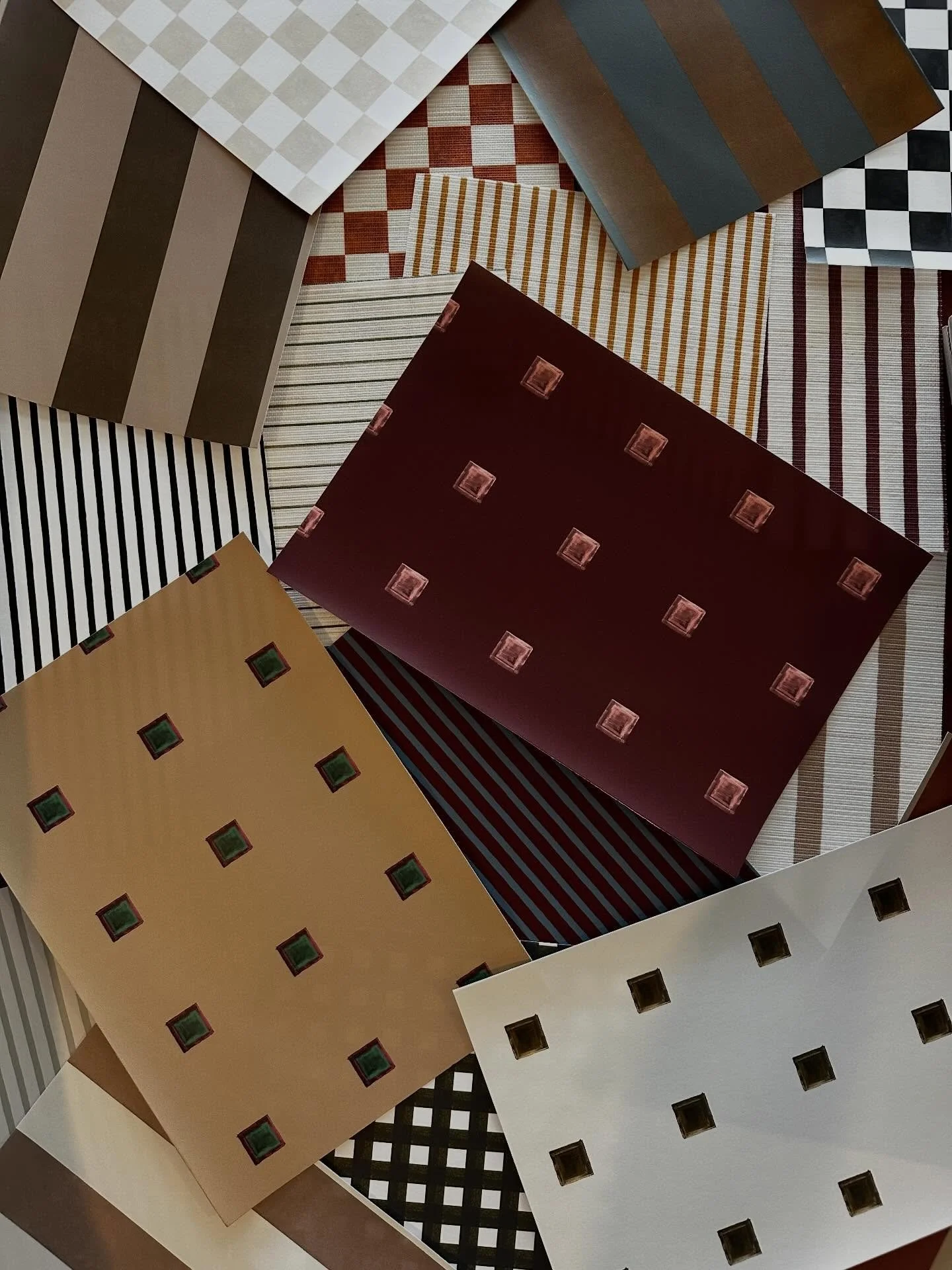 Coming soon to NYC! 
OAT sampling is currently in transit to @samplehouse.nyc 
Contact the team via their booking link and explore our collections from their Long Island City showroom soon 🤎
Excited to share with you 🗽