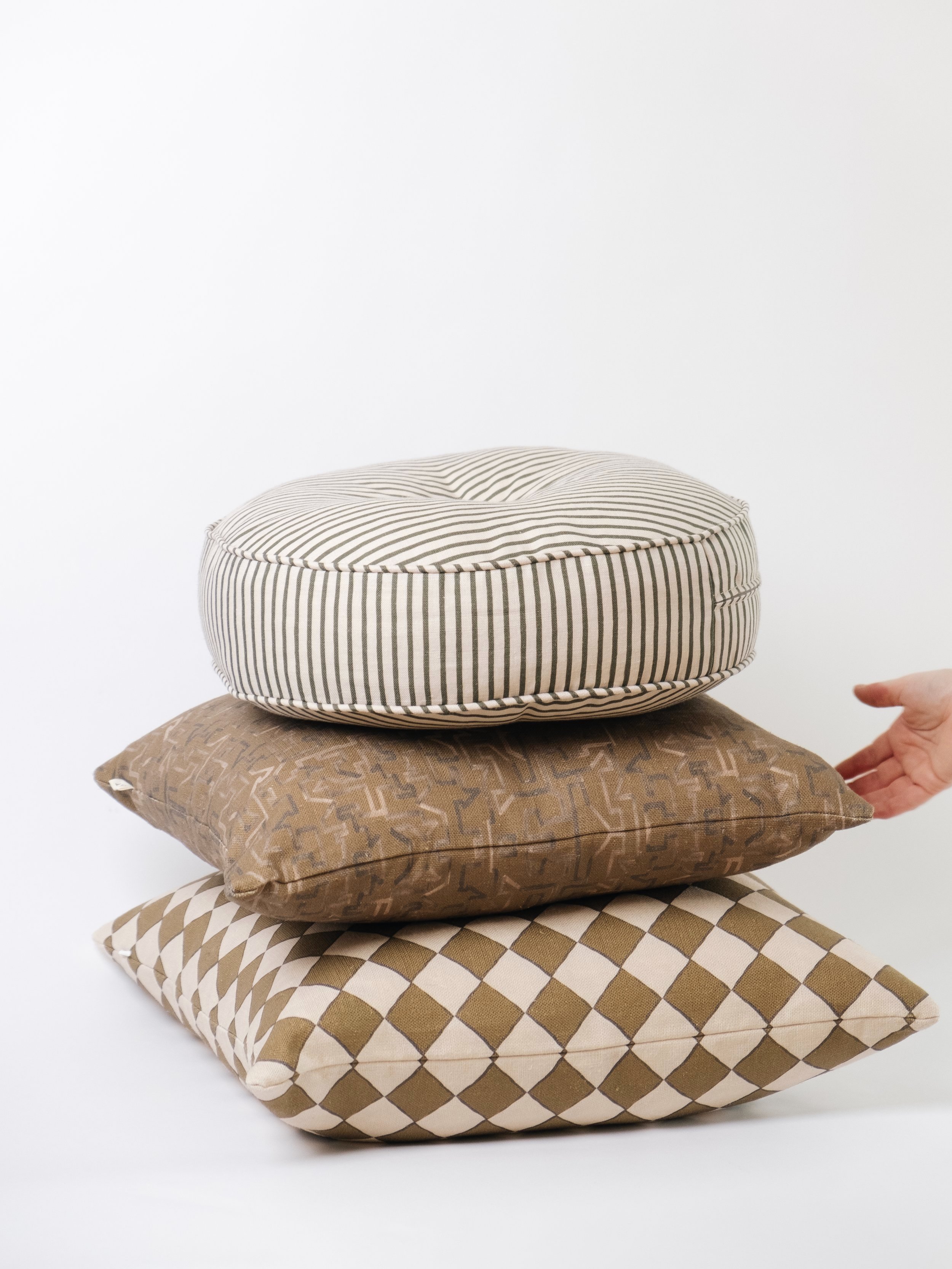 OatStudio_highres-cushioneditorial_01 copy.jpg
