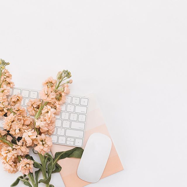 We love words, strategies and bringing great ideas to life. Are you our match? #publicrelations #communications #agencylife