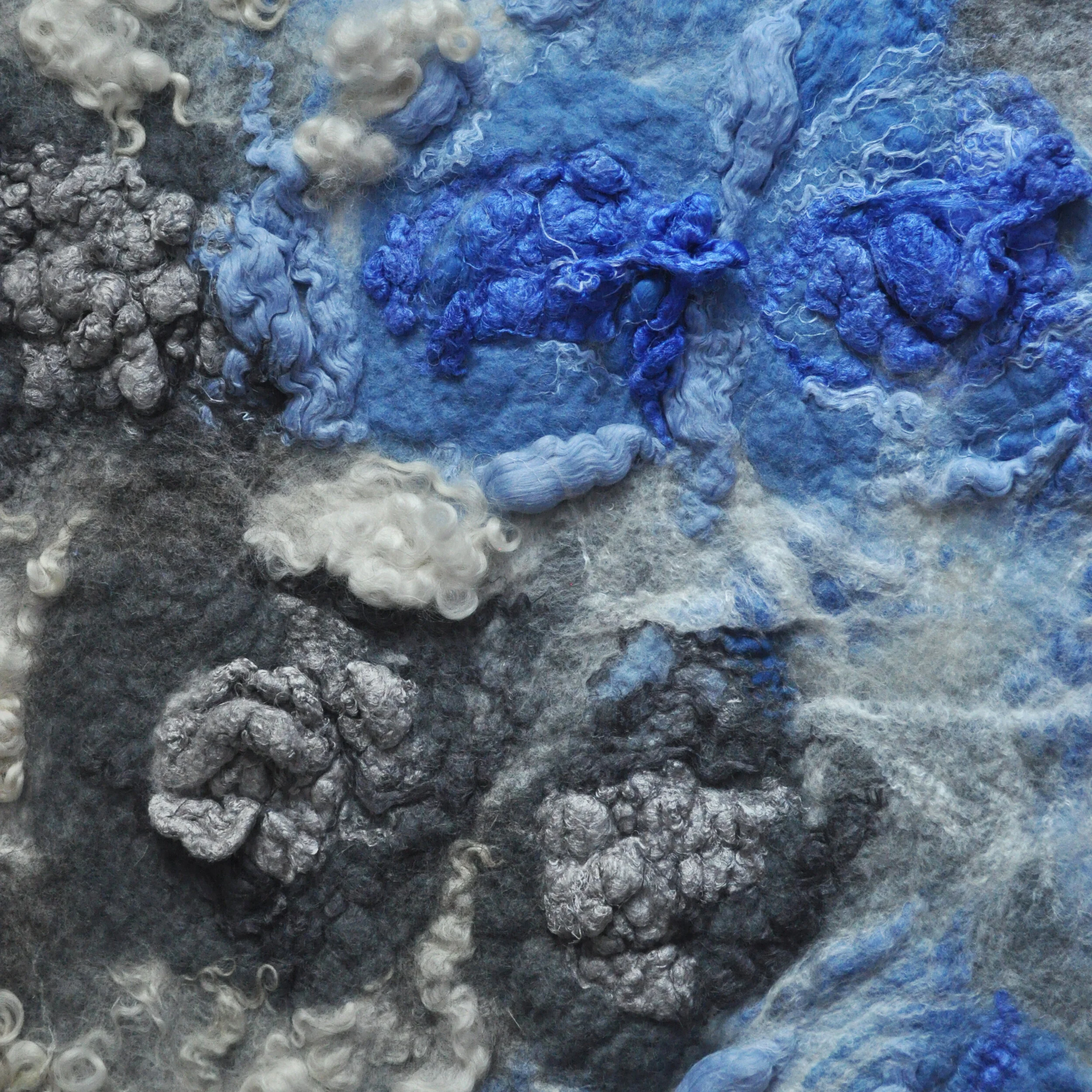 Florette in Blue | Detail