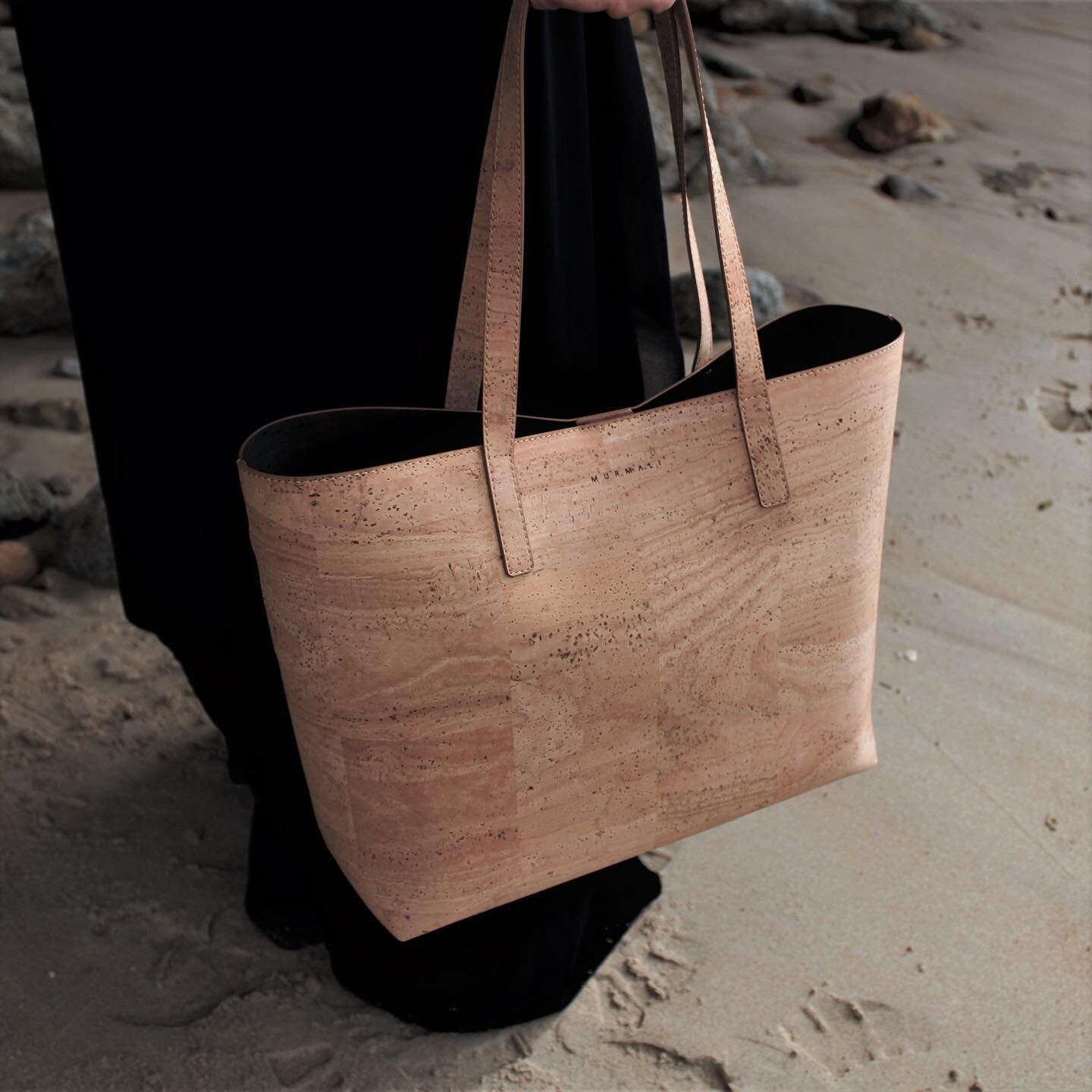 Fair treatment of people, animals, and the planet.  Buy better-quality products that will last longer. Murmali&acute;s ZETA TOTE BAG in NATURAL. Inspired by Nature. Also available in beautiful BLACK color. PETA-Approved Vegan.

#earthfriendlyfashion 