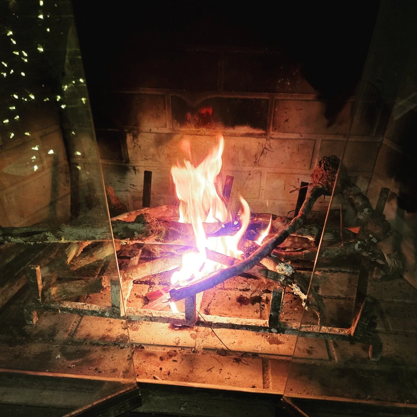 There&rsquo;s something a little funny about an introvert sharing a quiet moment so publicly&hellip;
but here I am anyway.

Curled up by the fire, letting the world slow down, breathing a little deeper than usual.

This is where I come back to myself