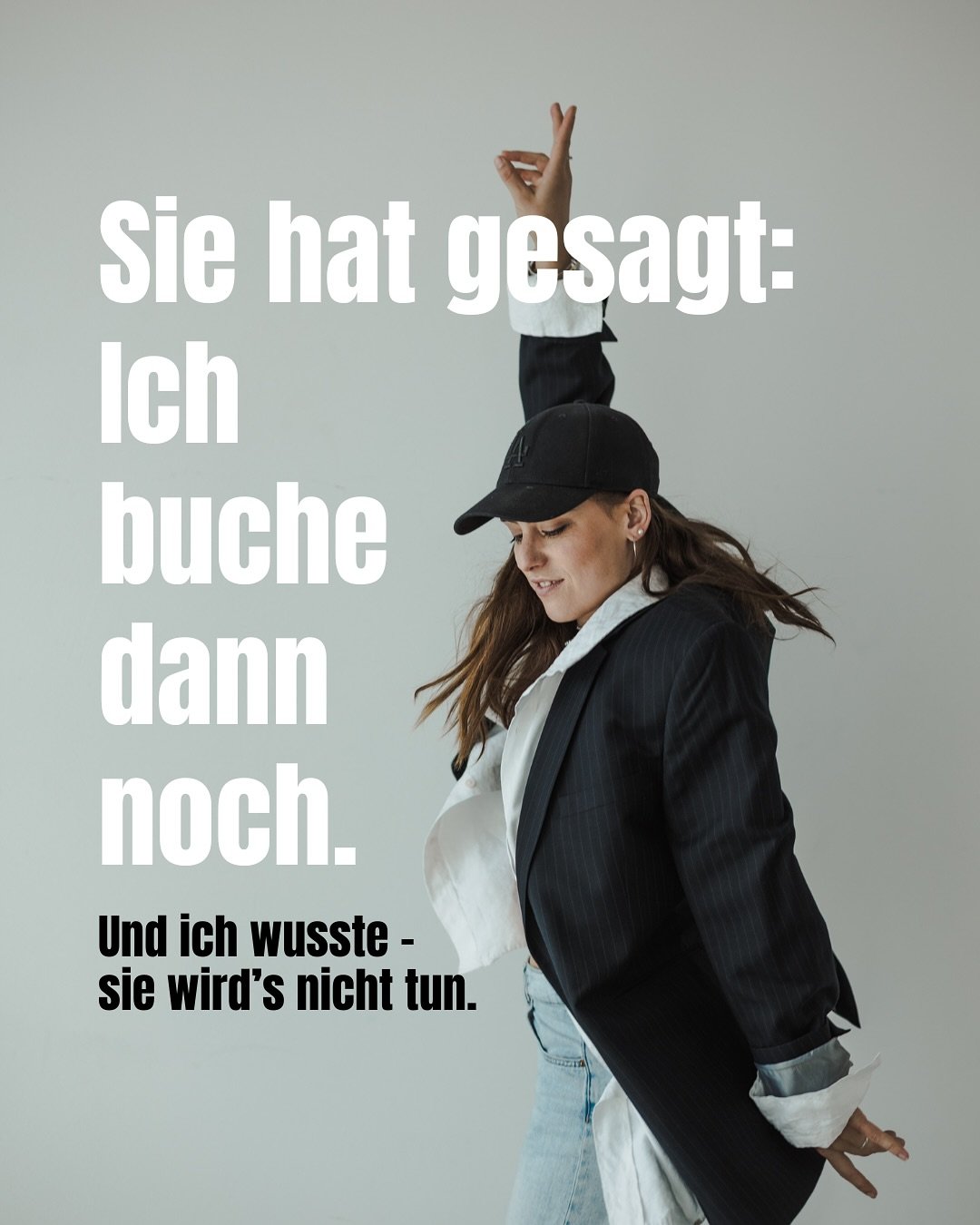 Sie hat gesagt:
&bdquo;Ich buche dann noch.&ldquo;
Und ich wusste &ndash; sie wird&rsquo;s nicht tun.

Ich hab&rsquo;s ihr gesagt &ndash; ehrlich, direkt, kein Bullshit:
&bdquo;Du redest von Momentum,
aber du bist die, die auf der Bremse steht.&ldquo