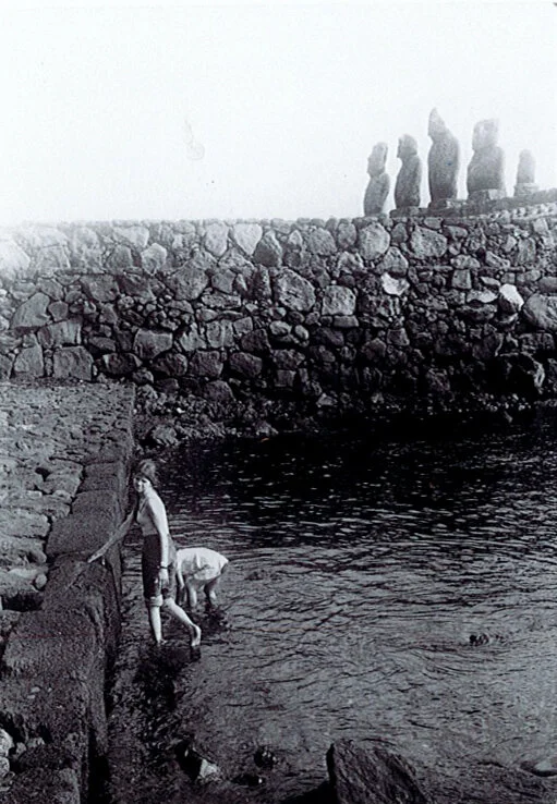 easter island - Photos 2 - 5.4 of 7.jpg