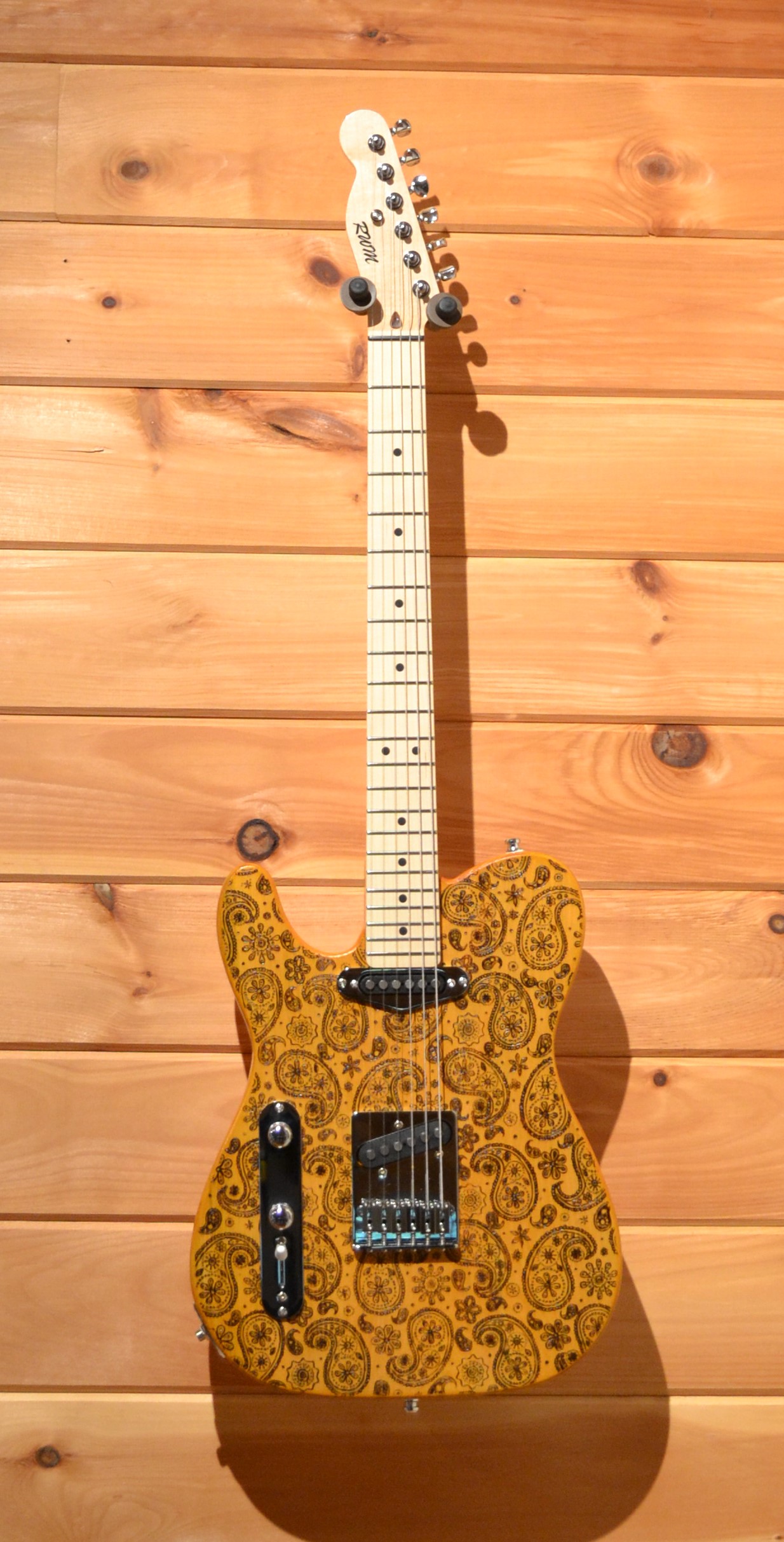 2019 Left-Handed Paisley - RMT model ($1,400)