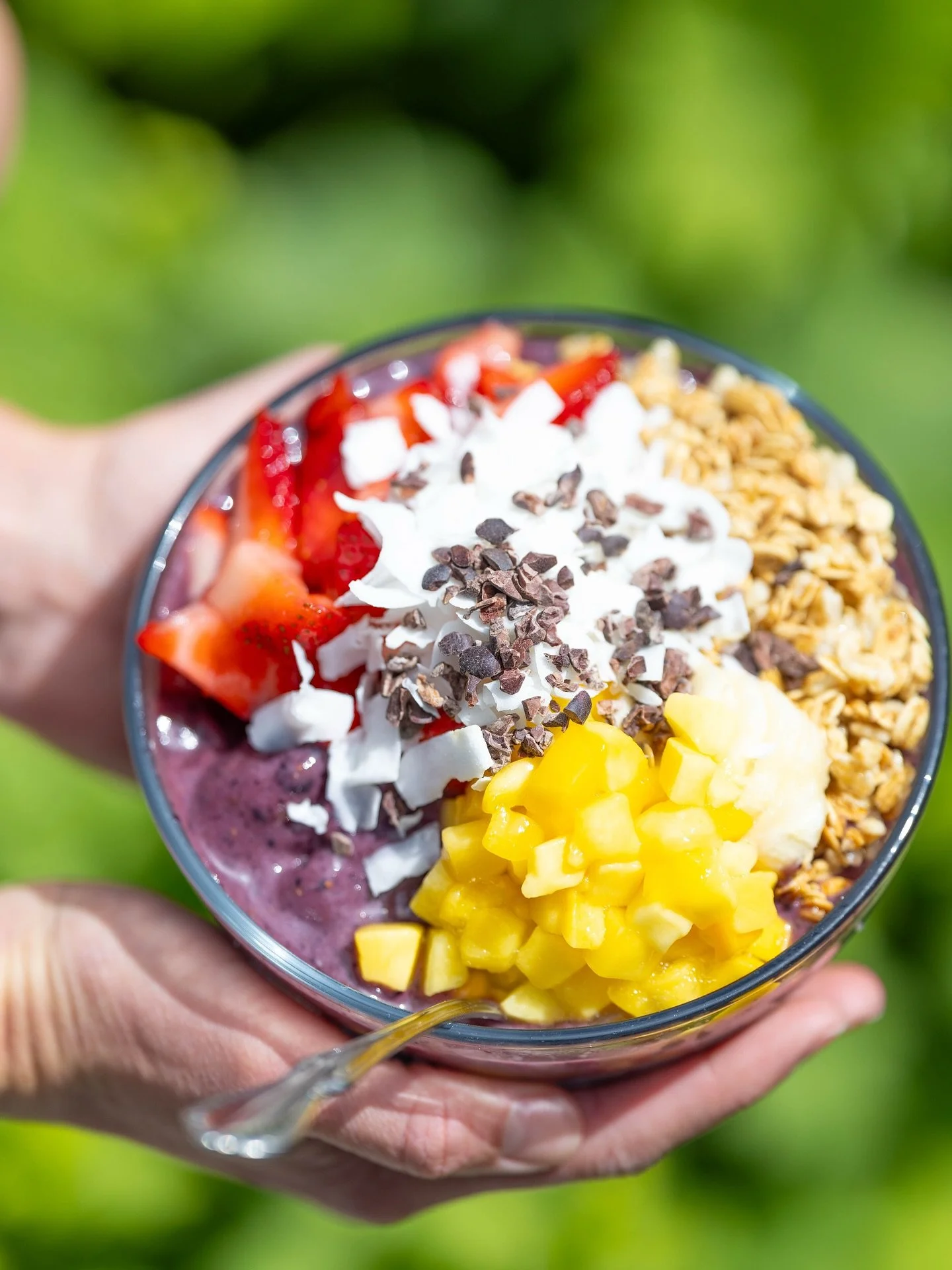 We create magic 🪄 bowls over here , and we can&rsquo;t wait for you to get in on the magic of whole-foods! 
&bull;
#acai #acaibowl #fruit #wholefoods #foodie