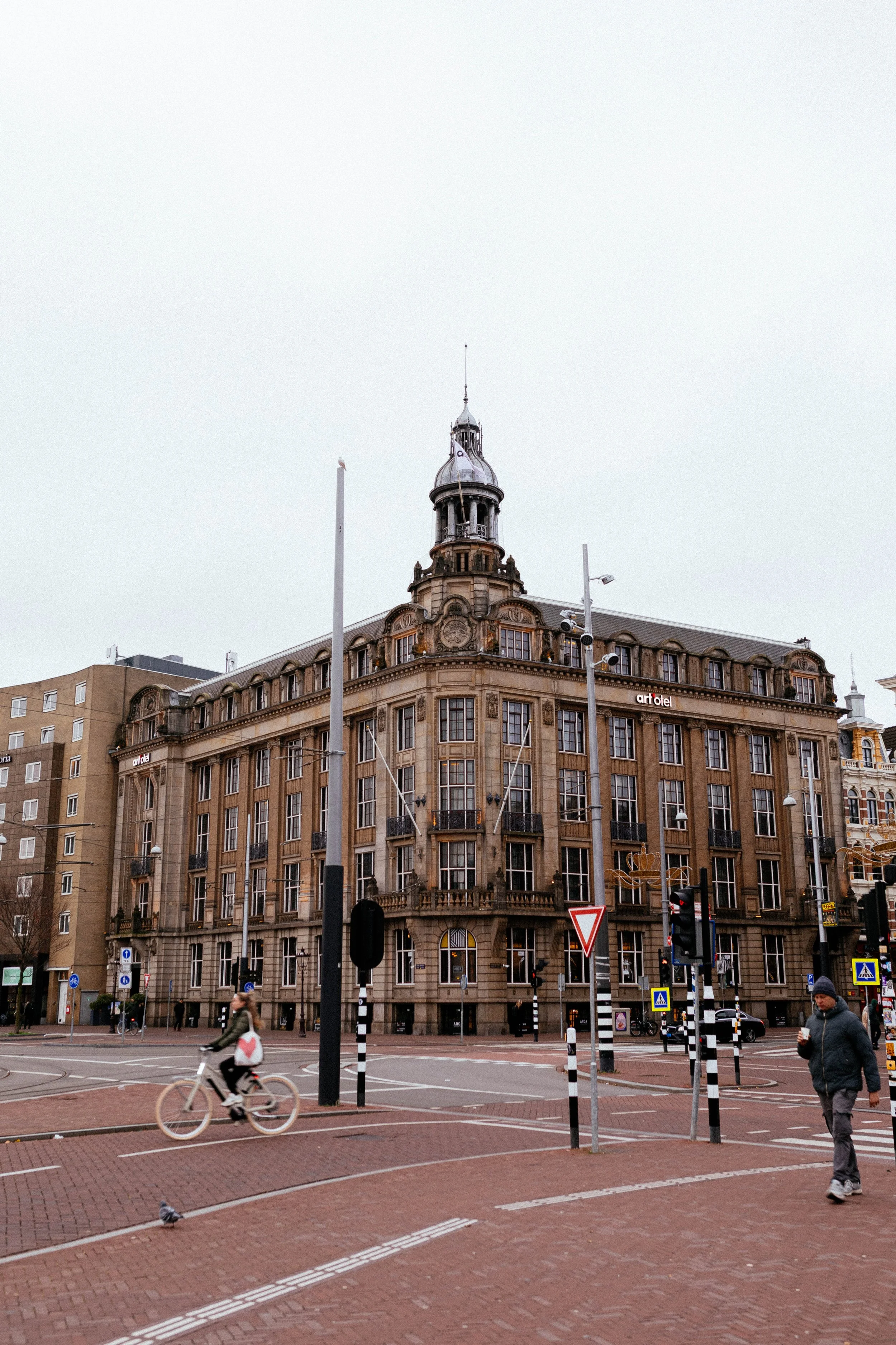 _11A9692-2.jpg