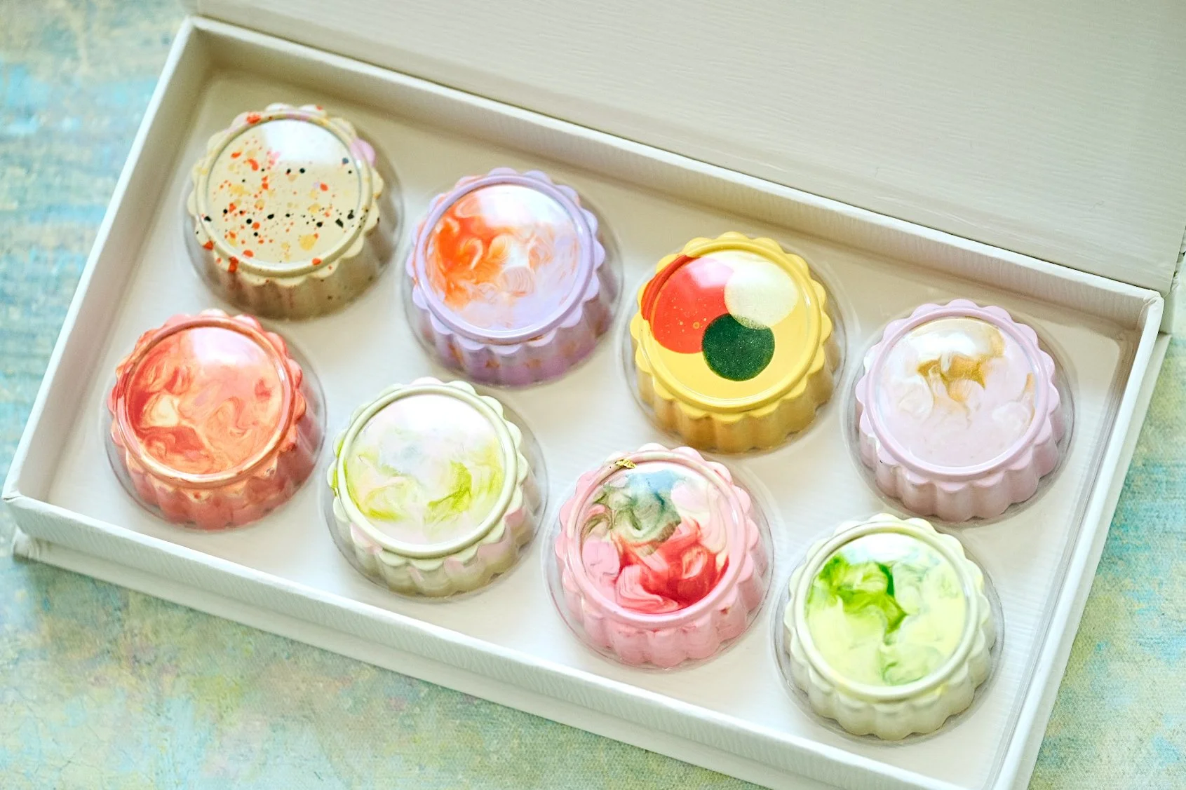 Chocolate Bonbons, 8pcs, Mooncake