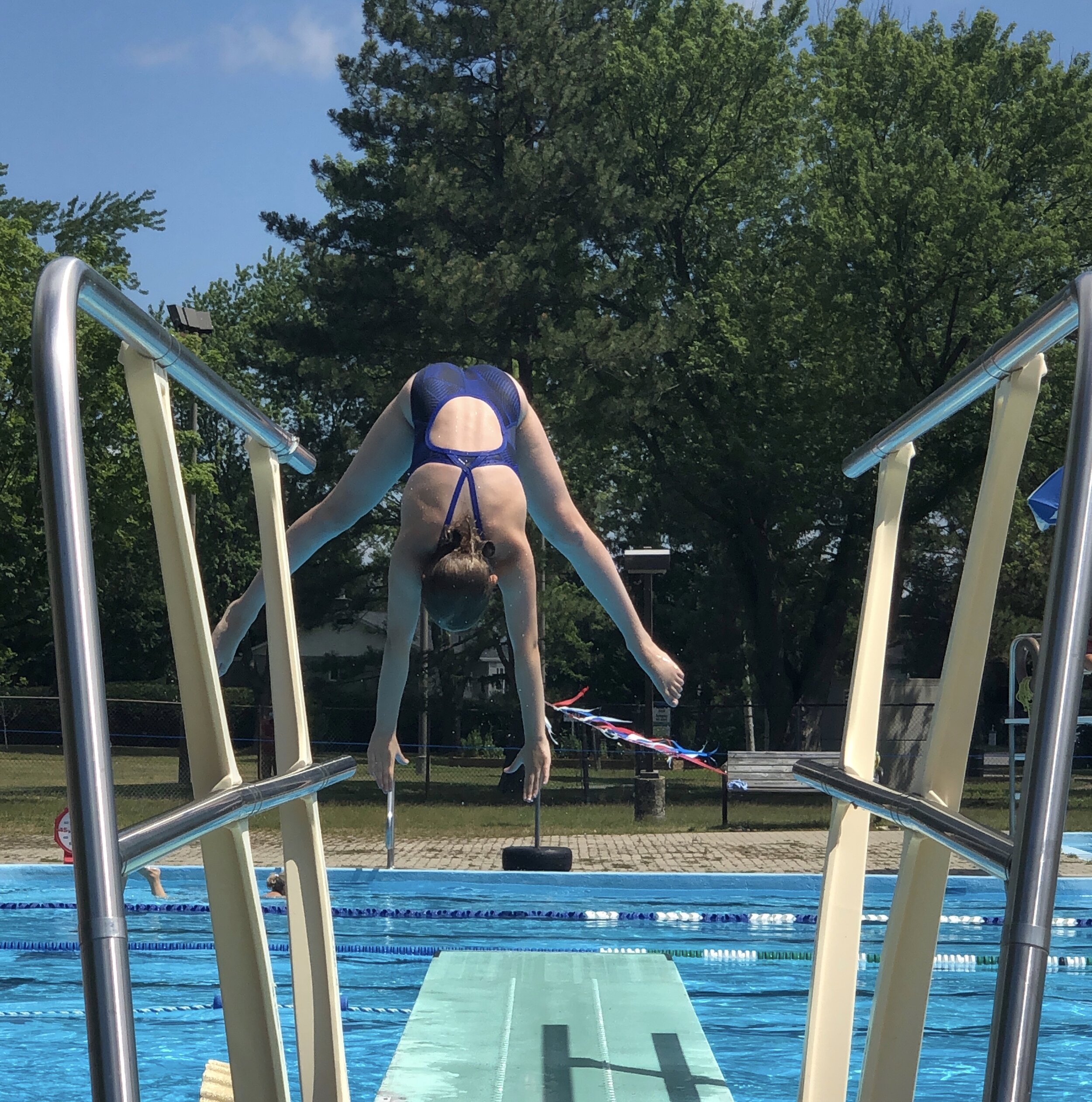 Outdoor Diving at General Burns Pool