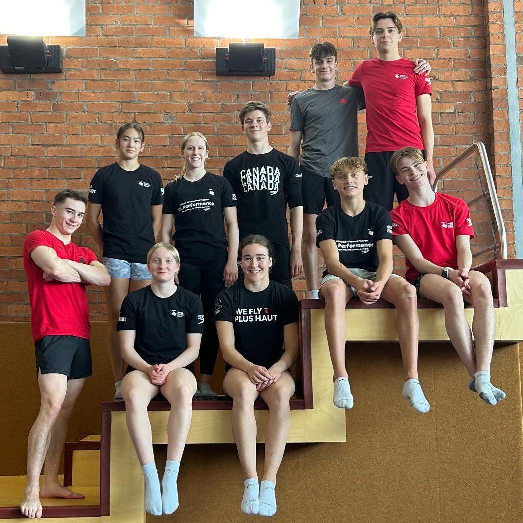 Team Canada has arrived for the 11th International Youth Diving Meet in Dresden, Germany.  #diving #wefly #plushaut #springboarddiving #platformdiving #ripit #international #dresden #germany🇩🇪 @diveontario @divingcanada