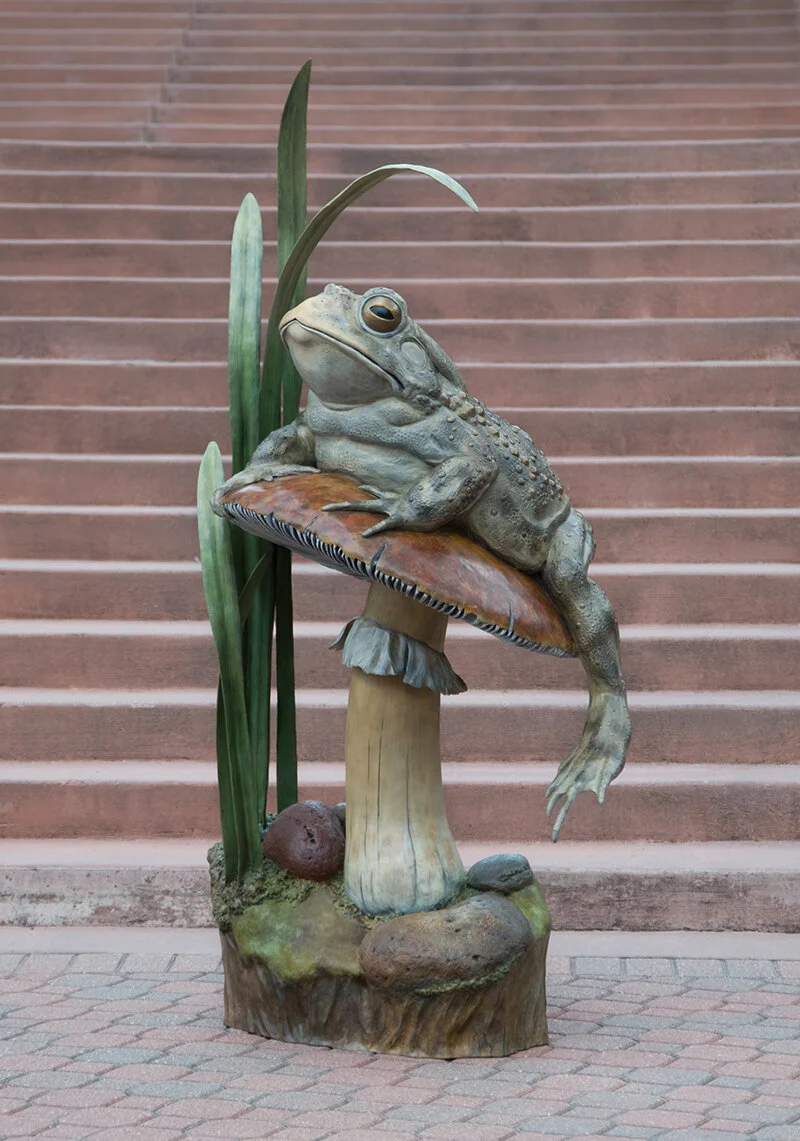 Kim-Kori-Bronze-Sculpture-Toad-Toadstool-Front.jpg