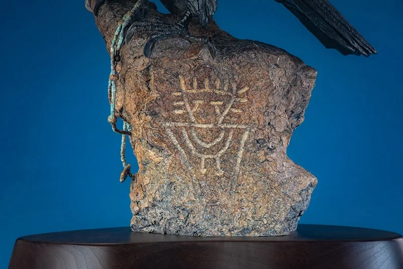 The_Collector_Raven_Bronze_Sculpture_Ken_Rowe_Petroglyph_View_2_800.jpg