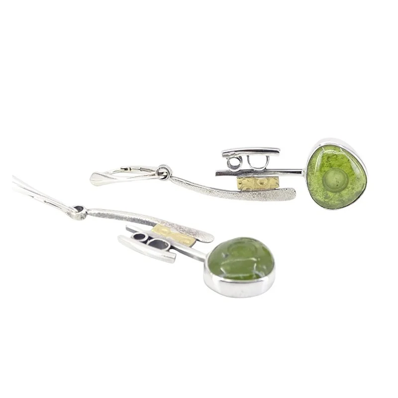LAM96-side_Earrings_Lesley_aine_McKeown_800.jpg