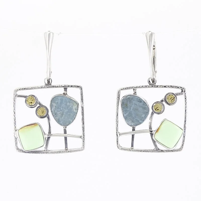 LAM87_Earrings_Lesley_800.jpg