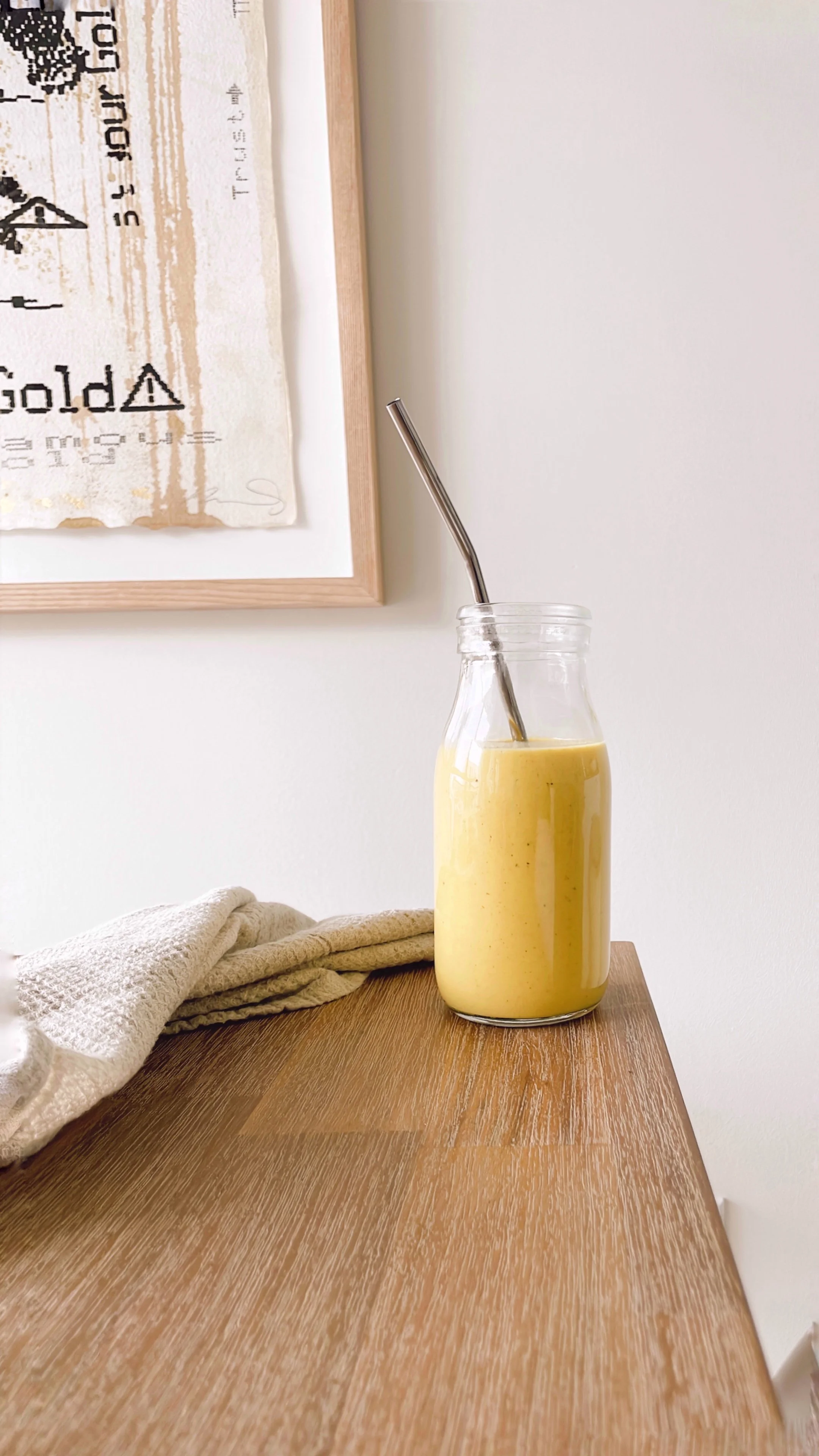 Smoothie à la clémentine, coco &amp; curcuma