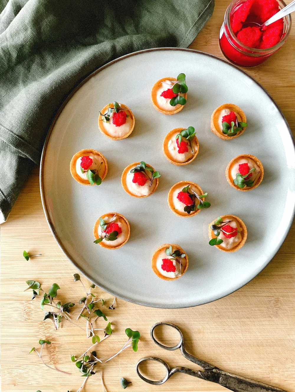 Horsd'oeuvre au saumon fumé, mascarpone & pousses — Vert Couleur Persil