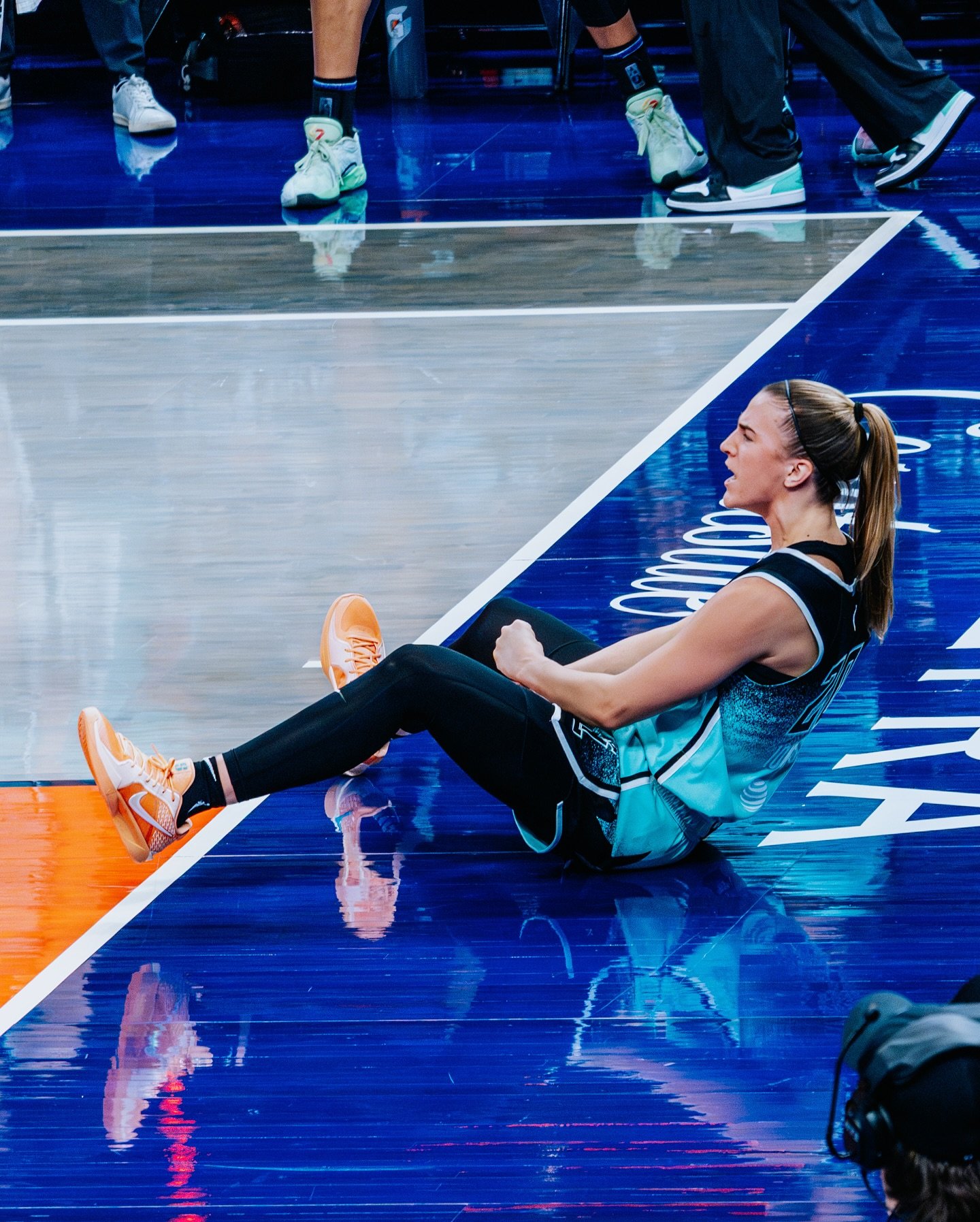 Liberty vs. Fever game frames 📸

@brwsports