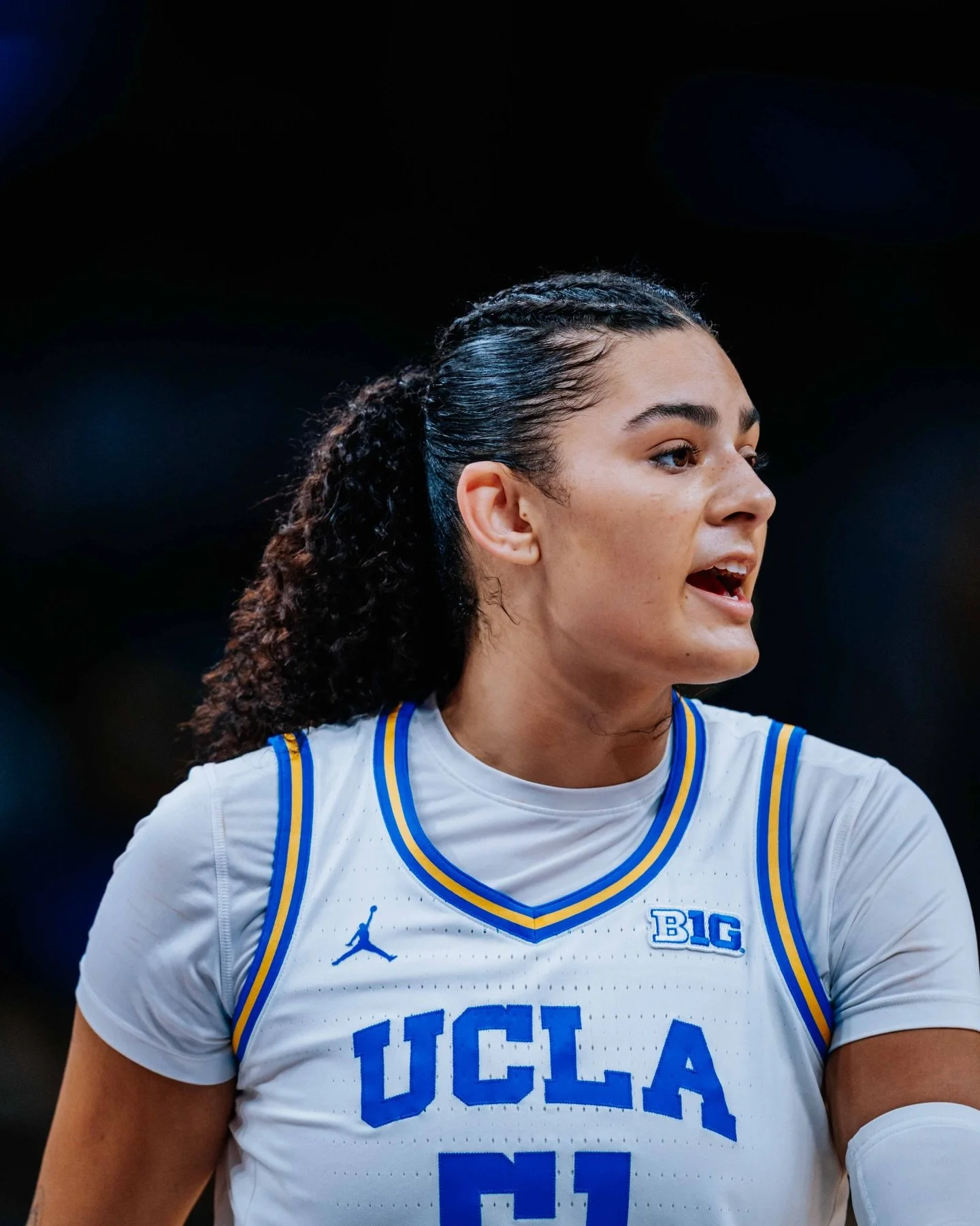 UCLA is headed back to the Big Ten Championship game for the second year in a row 📸