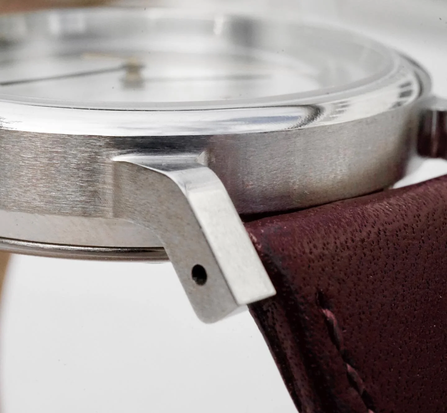 Fine graining to the outside of a Provenance watch.

Designed alongside a family, made as a one-off emblem.

#provenancebypaceracer 
#reverentbypaceracer