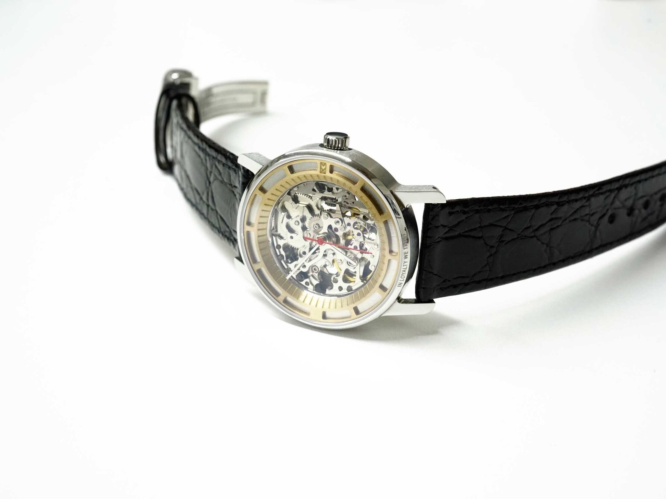 Paceracer-Bespoke-Watch-Company-Fame-Med-Res-DSC7521-2.jpg