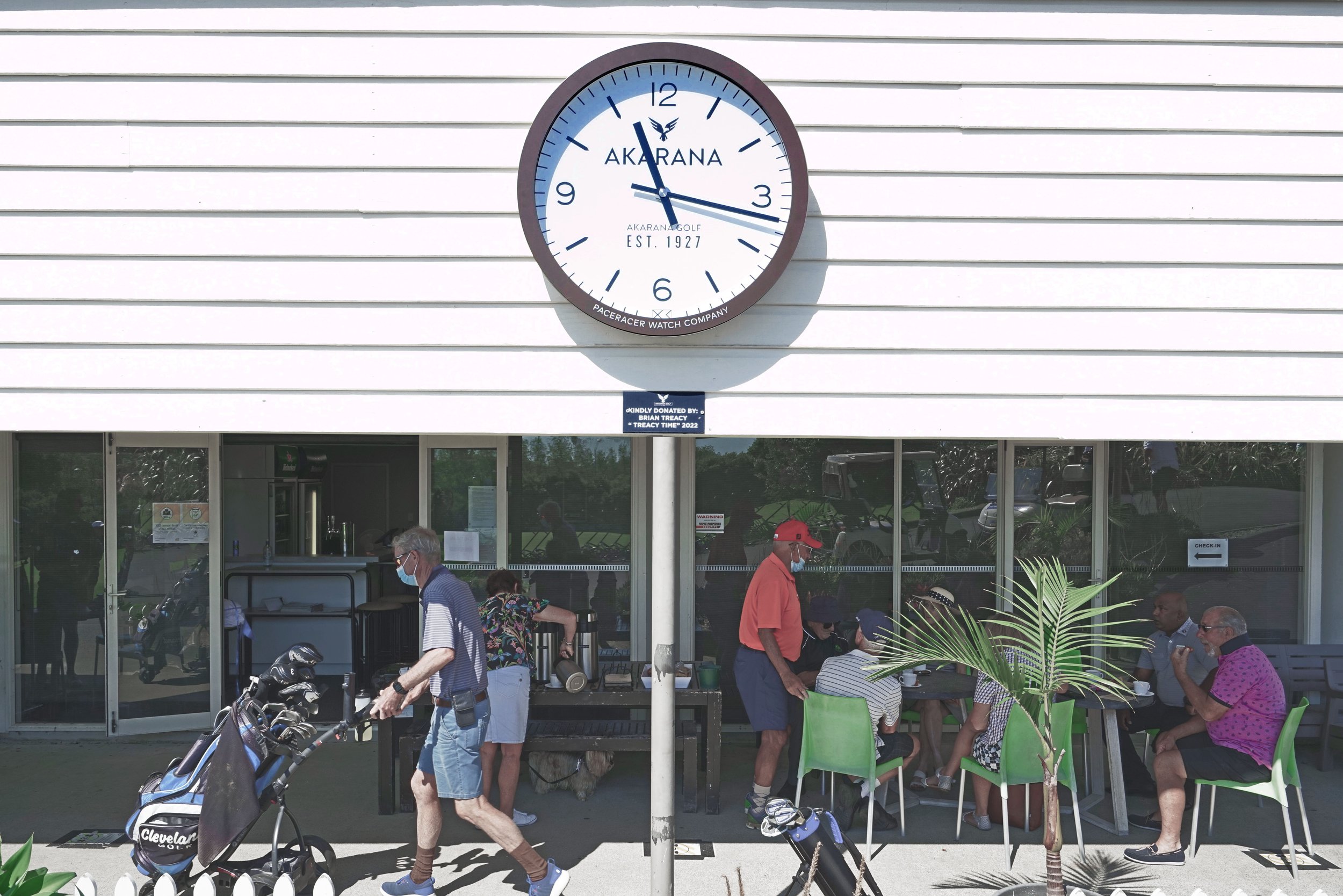 Paceracer-New-Zealand-Made-Outdoor-Clock-Golf-Course-Akarana-H.jpg