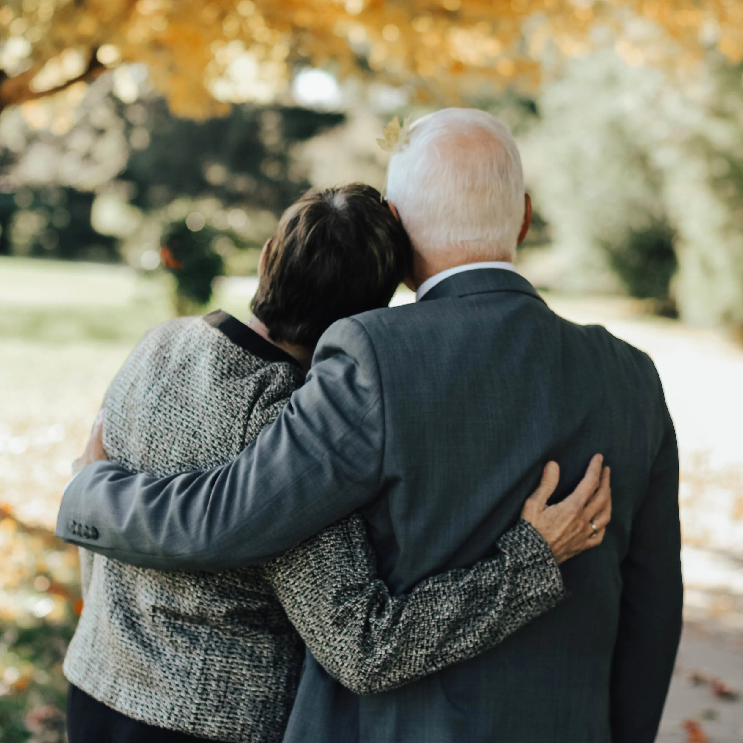 What Does a Funeral Celebrant Do?