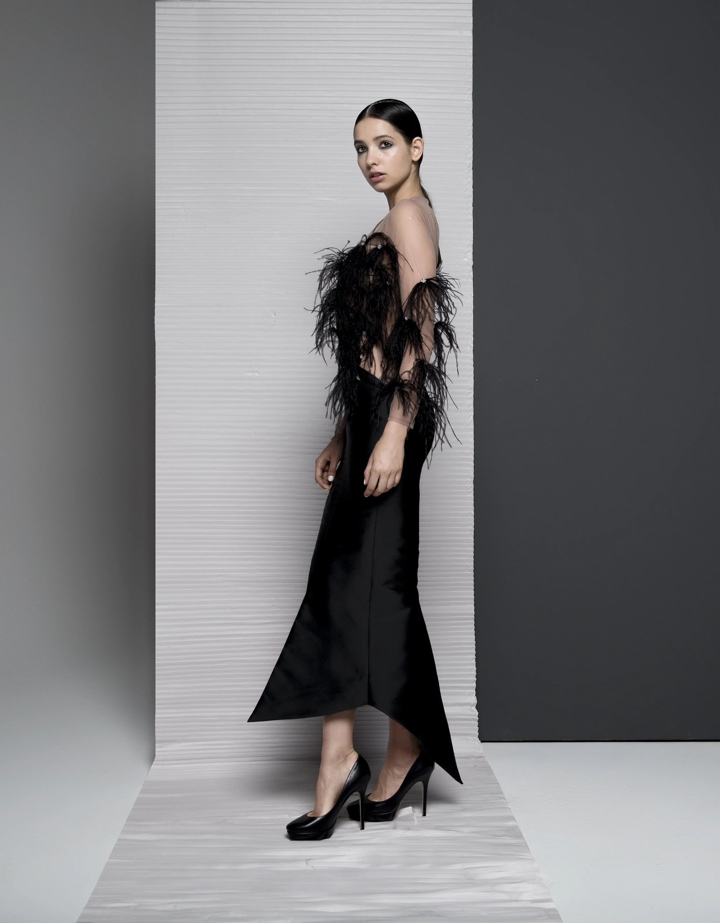 FW18002 NADIRA TULLE EMBELLISHED FITTED DRESS