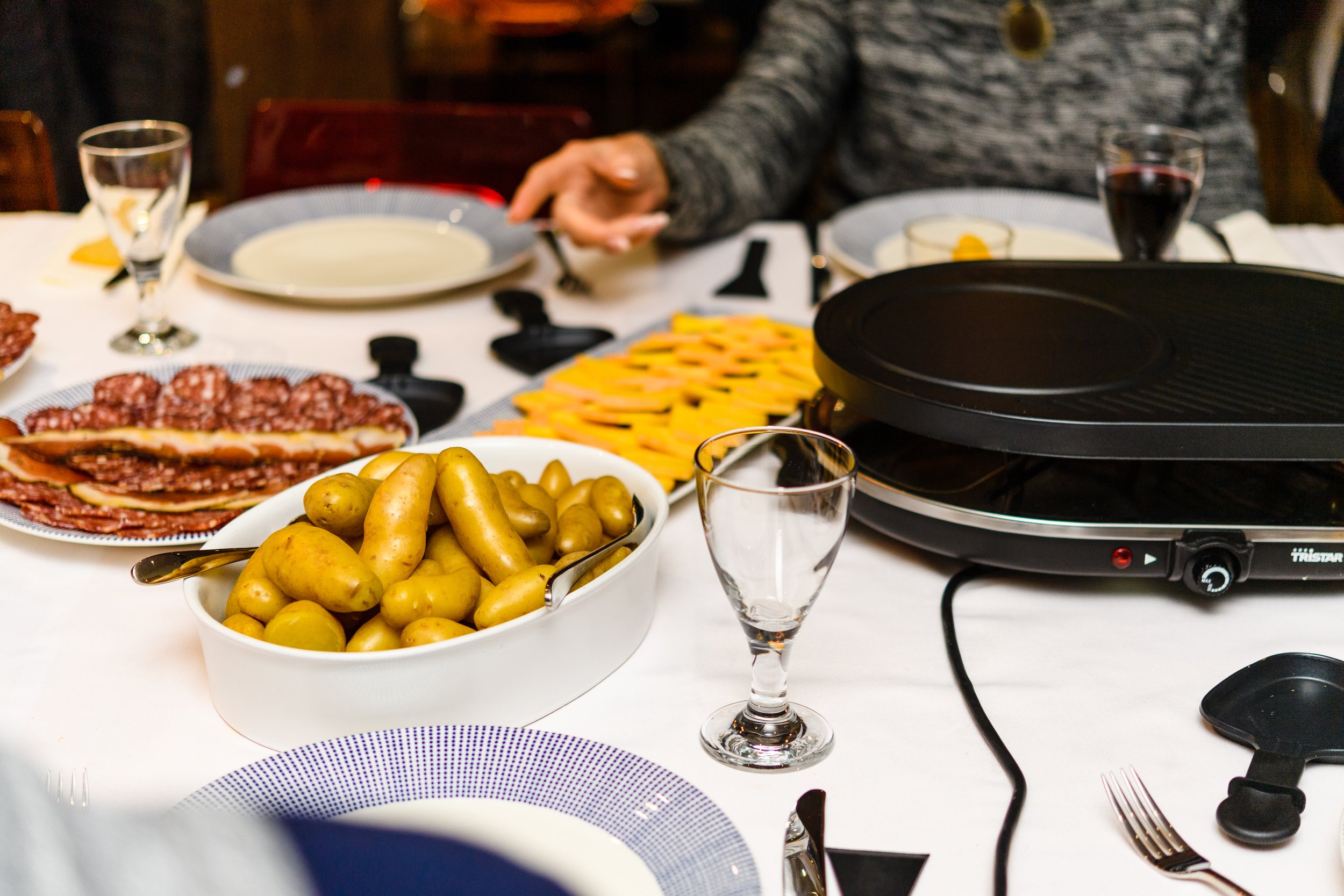 Olgelshield Raclette Dinner (2).jpg