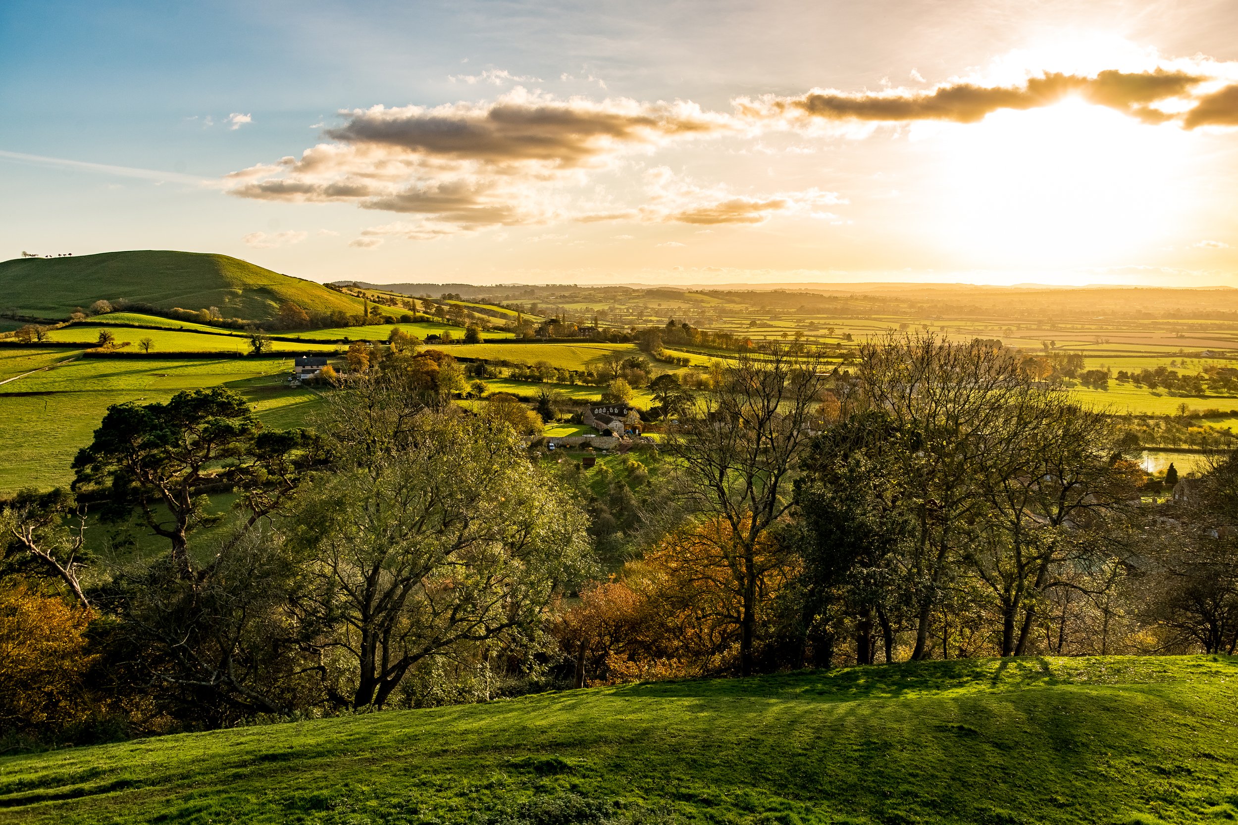 Camelot AKA Cadbury Castle (12).jpg