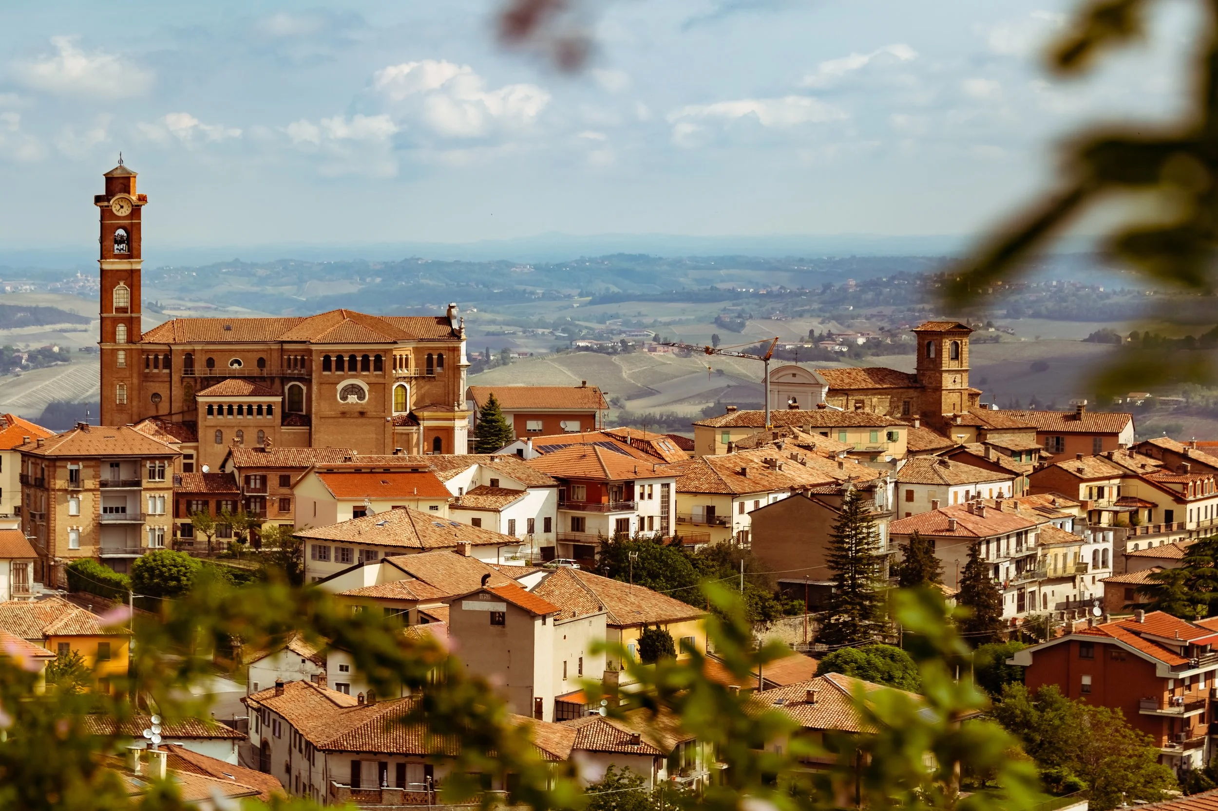 around castiglione tinella italy (30).JPG