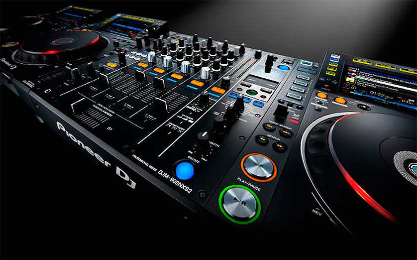 cdj2000nxs2.jpg