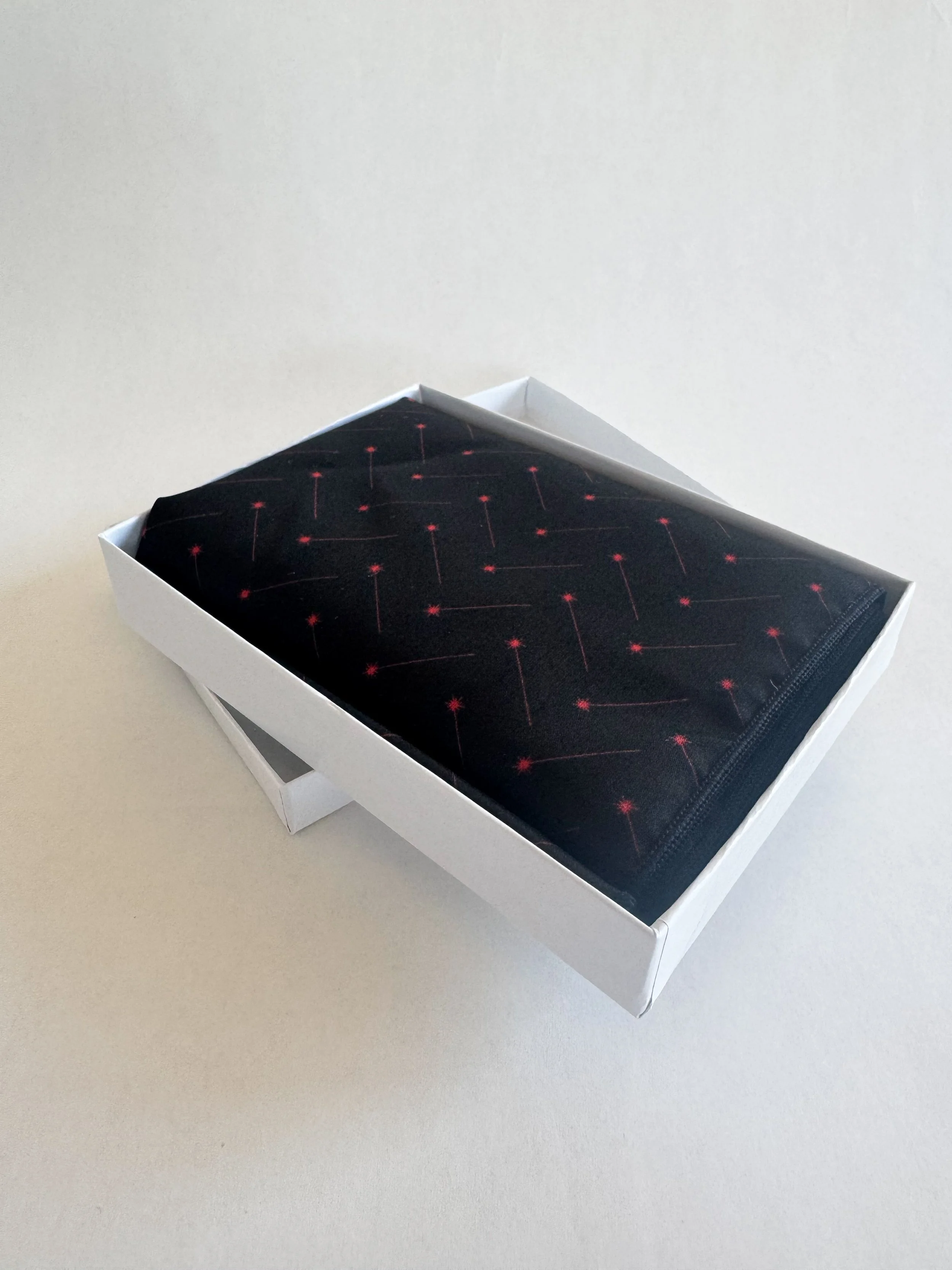 laser-beams-scarf-1.jpg