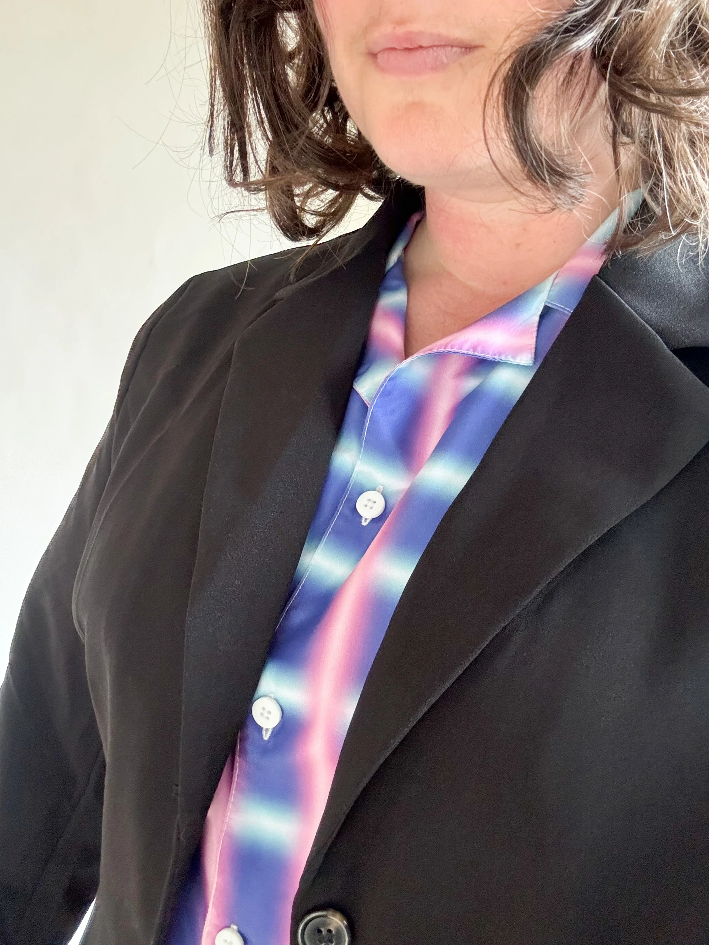 laser-backdrop-buttondown-blazer-2.jpg