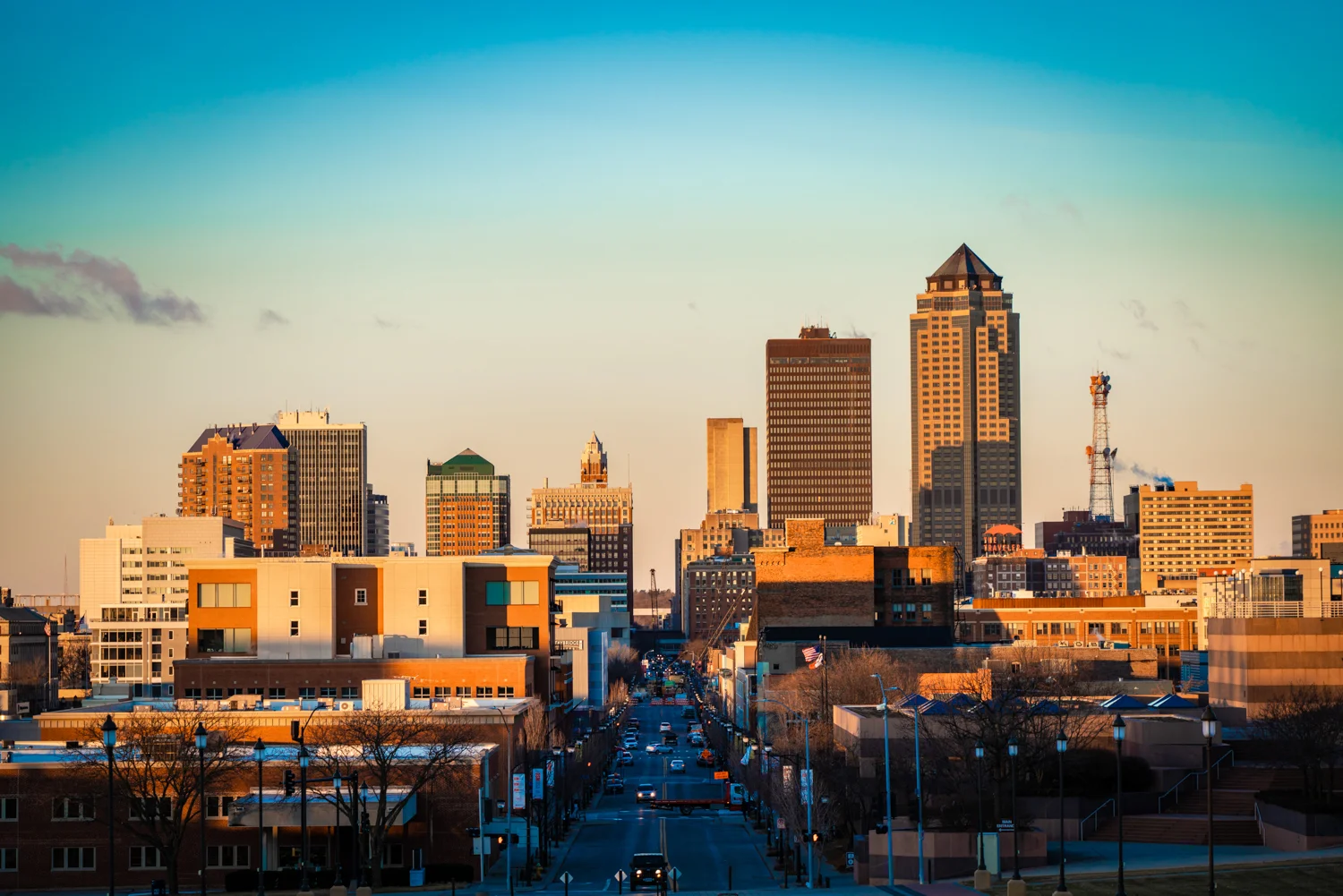 red_11_media_des_moines_skyline_11.jpg
