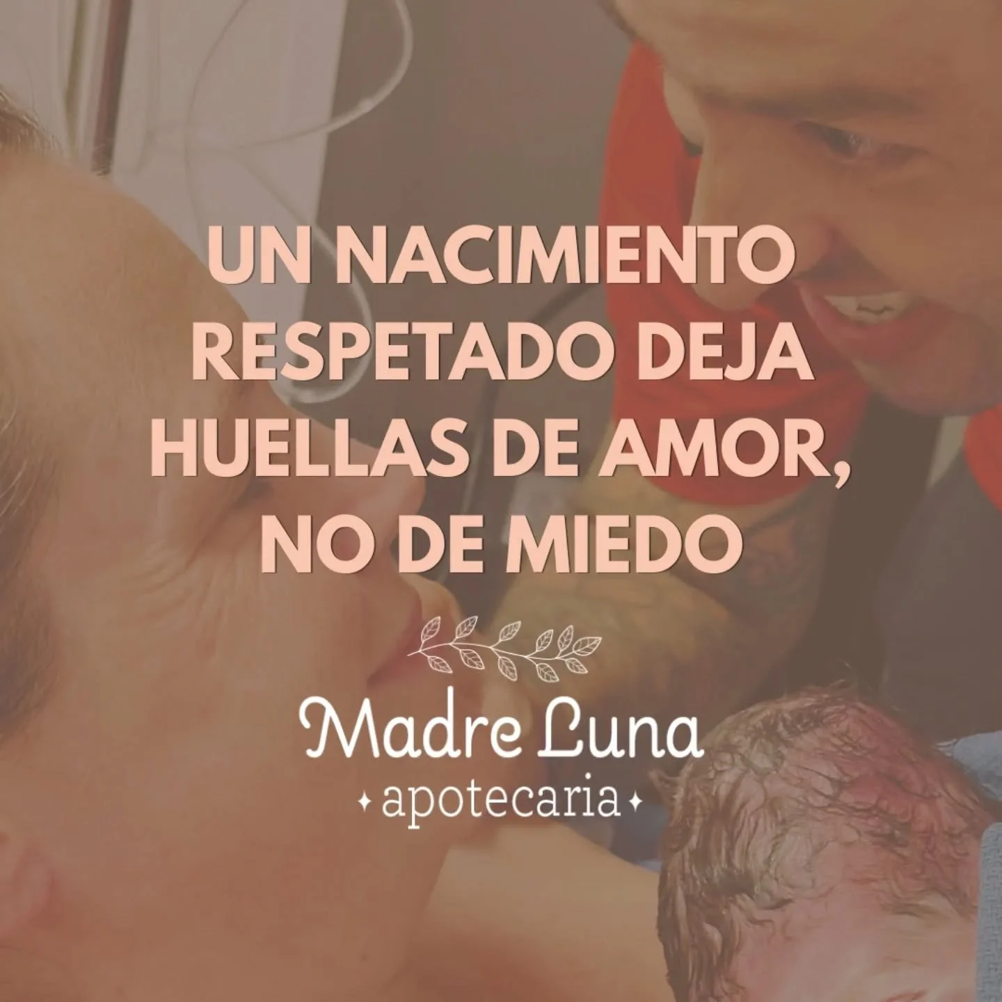 Cada nacimiento merece ser vivido con dignidad, informaci&oacute;n y amor. 🌿🤍 Un parto respetado no significa un parto perfecto; significa una mujer escuchada, acompa&ntilde;ada y libre de decidir sobre su cuerpo y su beb&eacute;.
.
Como doula, aco
