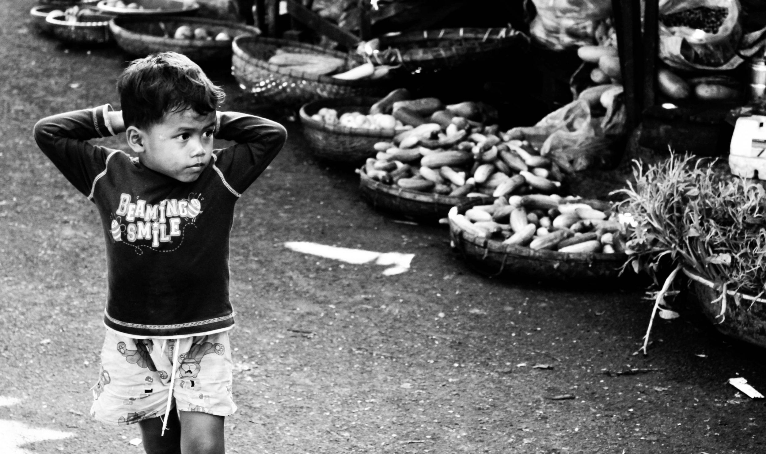 ChildSafe International estimates Phnom Penh has 20,000 street children. The very young scavenge, beg, or work as vendors while older street children are frequently involved in hard labor, drug peddling, prostitution, and selling their blood. Many s