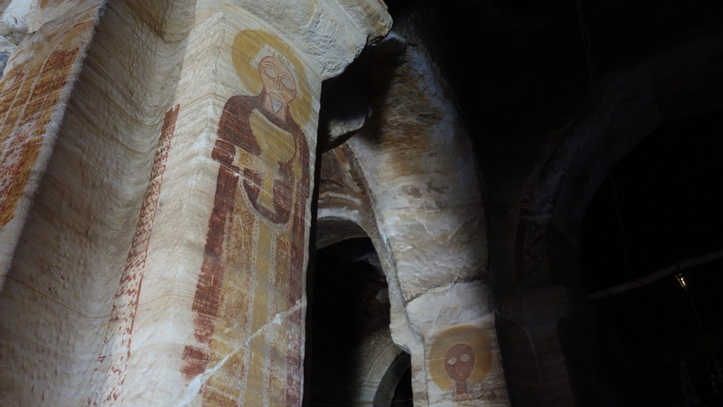  Interior of Maryam Korkor church. 